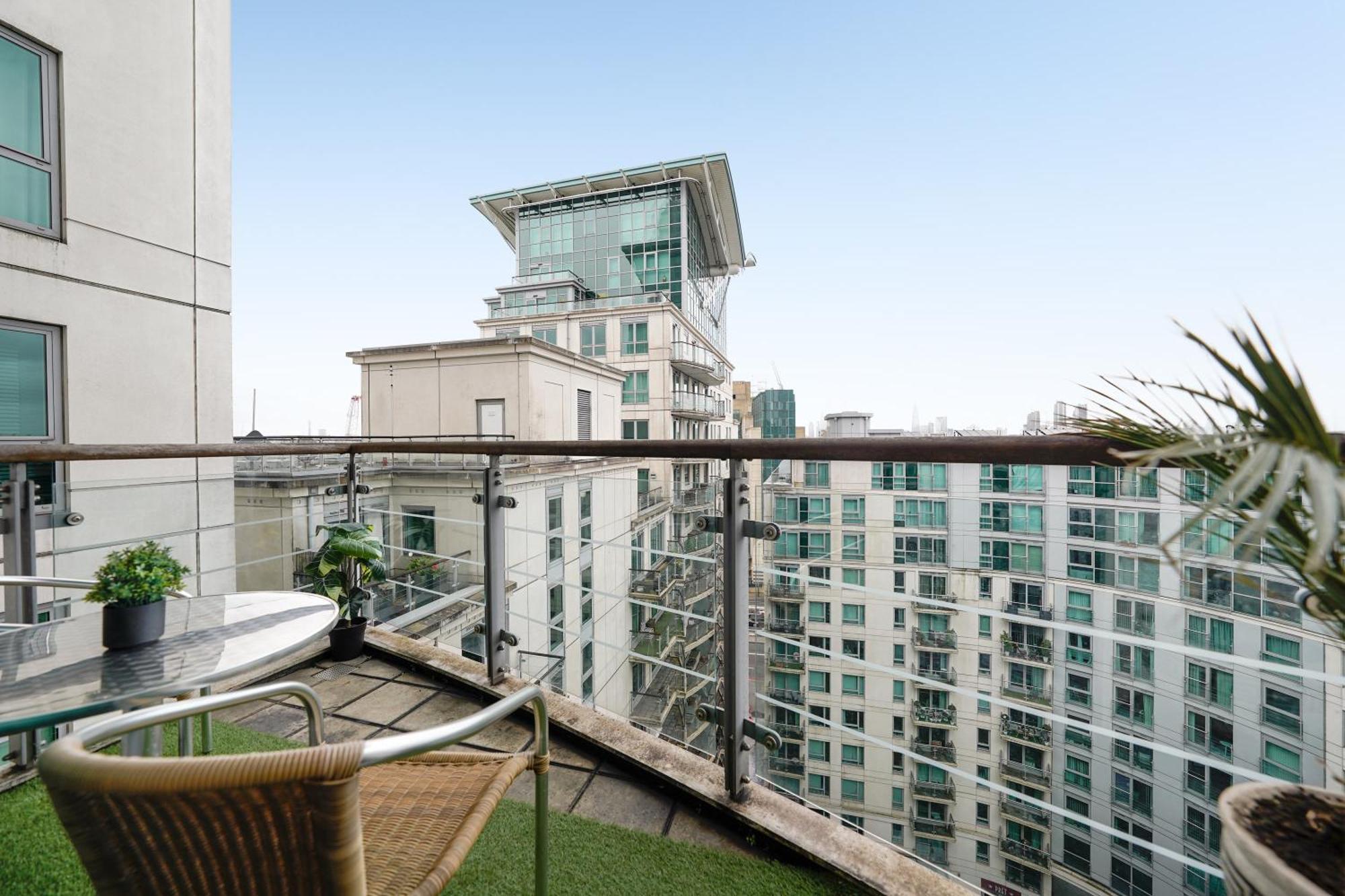 St George River Apartamento Londres