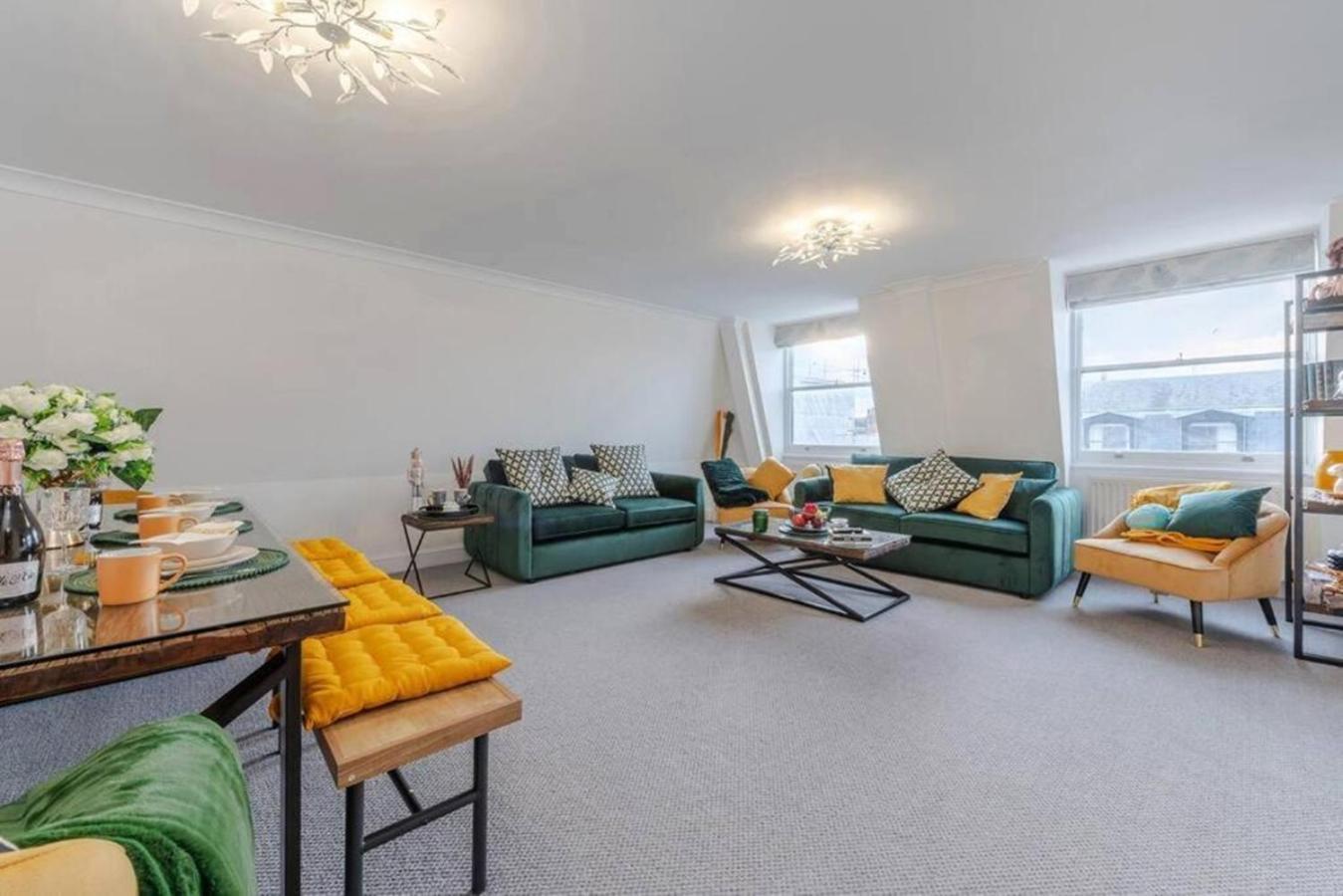 Harley Street Spectacular With High Ceilings, High Luxury *
