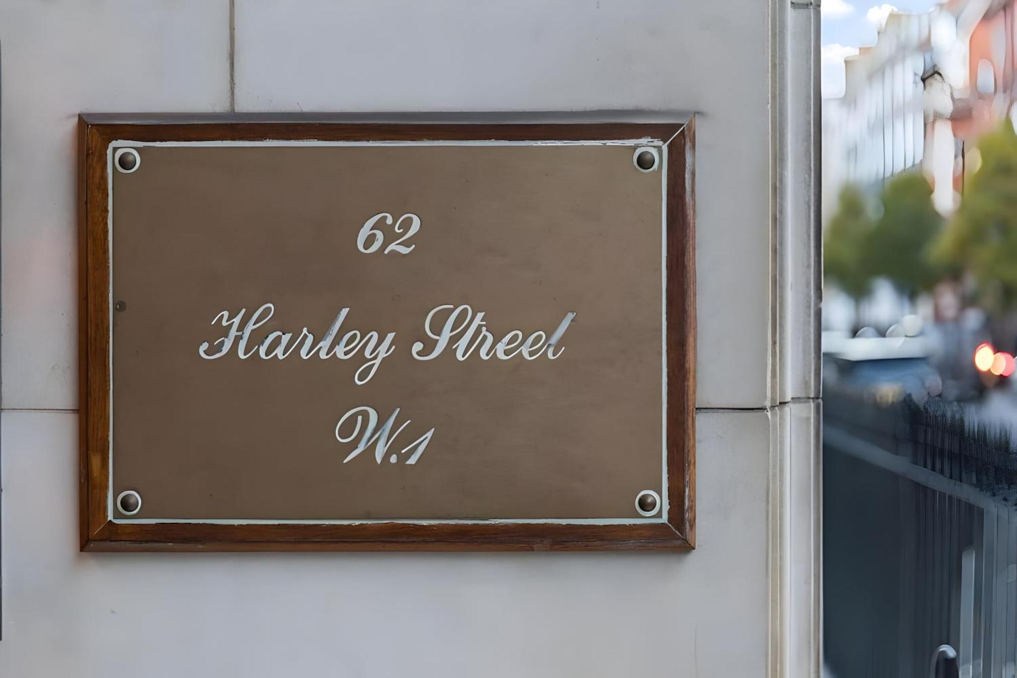 Harley Street Spectacular With High Ceilings, High Luxury