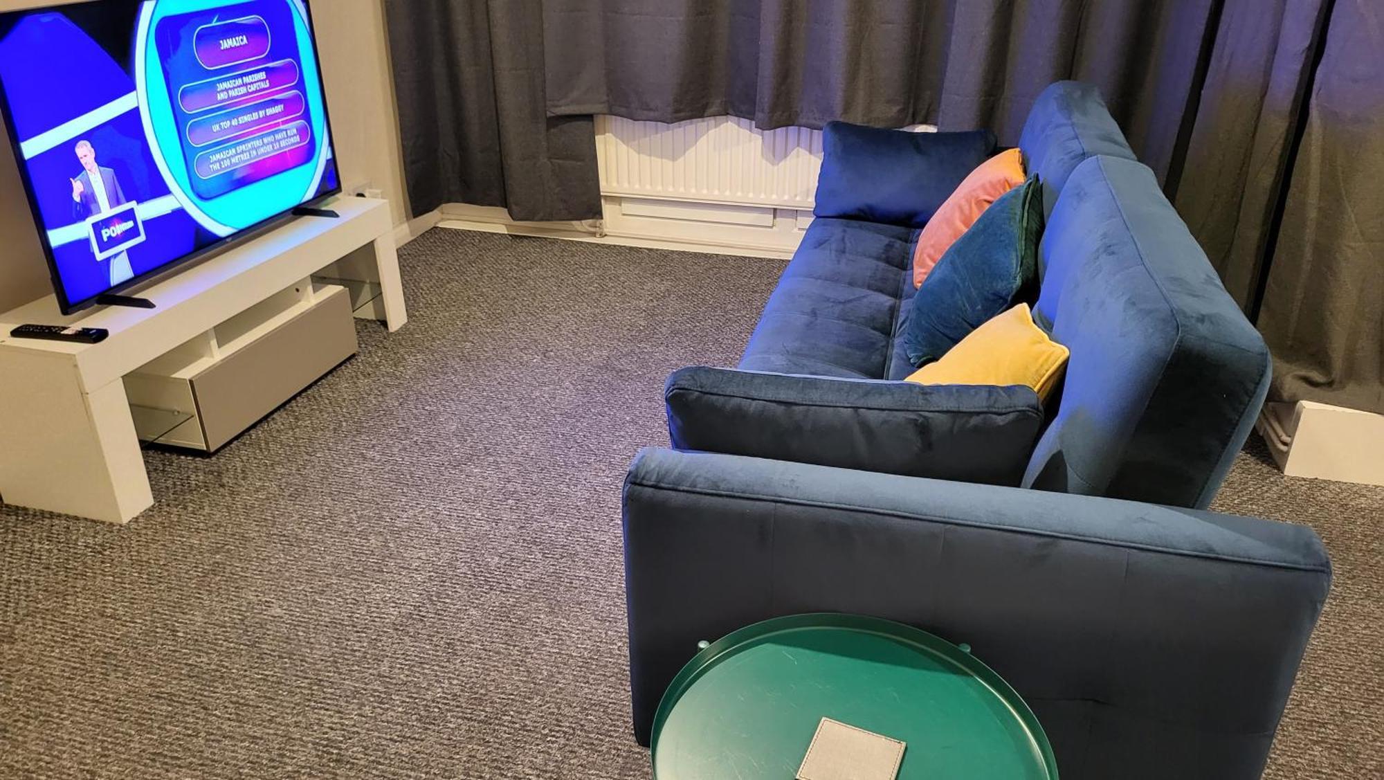 Garland Modern Spacious Flat, Apartamento *