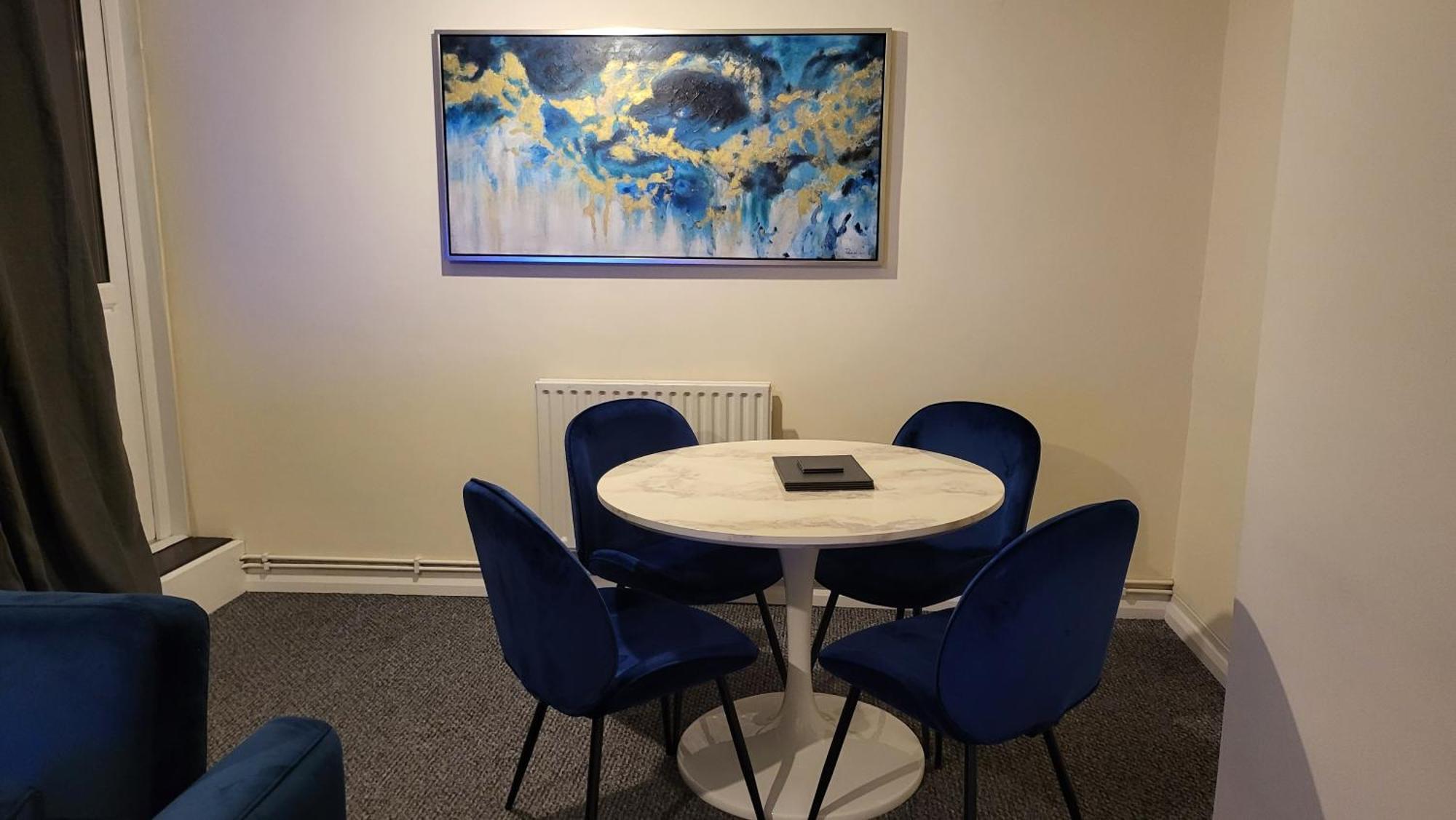 Garland Modern Spacious Flat, Apartamento Londres