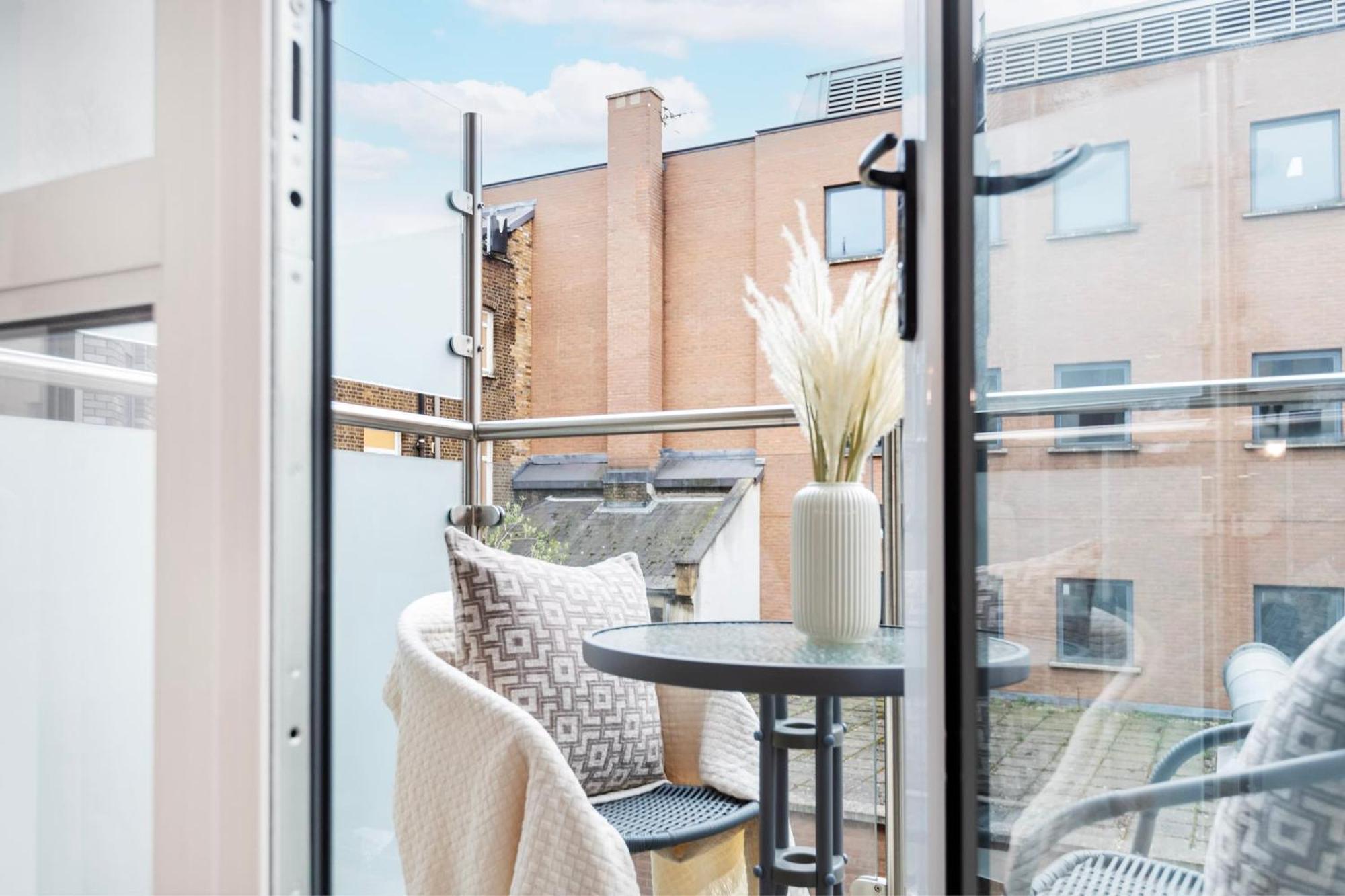 Fitzrovia With Balcony - Cityapartmentstay Apartamento Londres