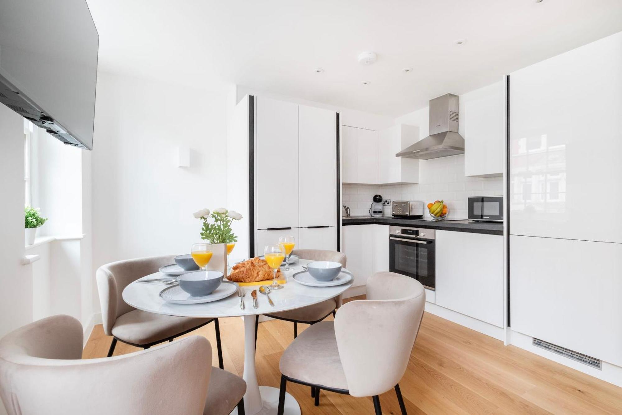 Apartamento Fitzrovia With Balcony - Cityapartmentstay Londres