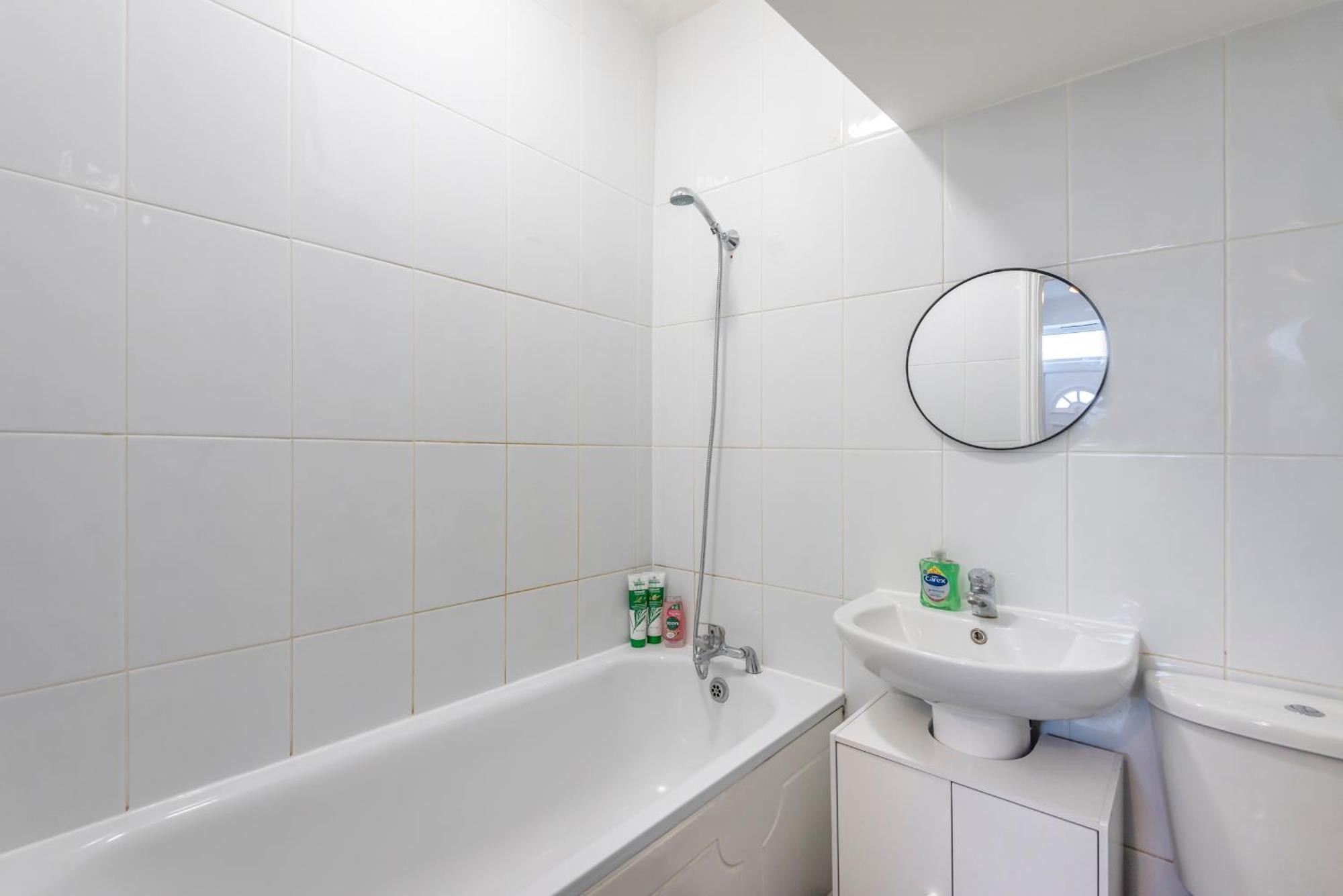 Appartement Modern Family W/wi-fi, Netflix, Self Check-in Londen