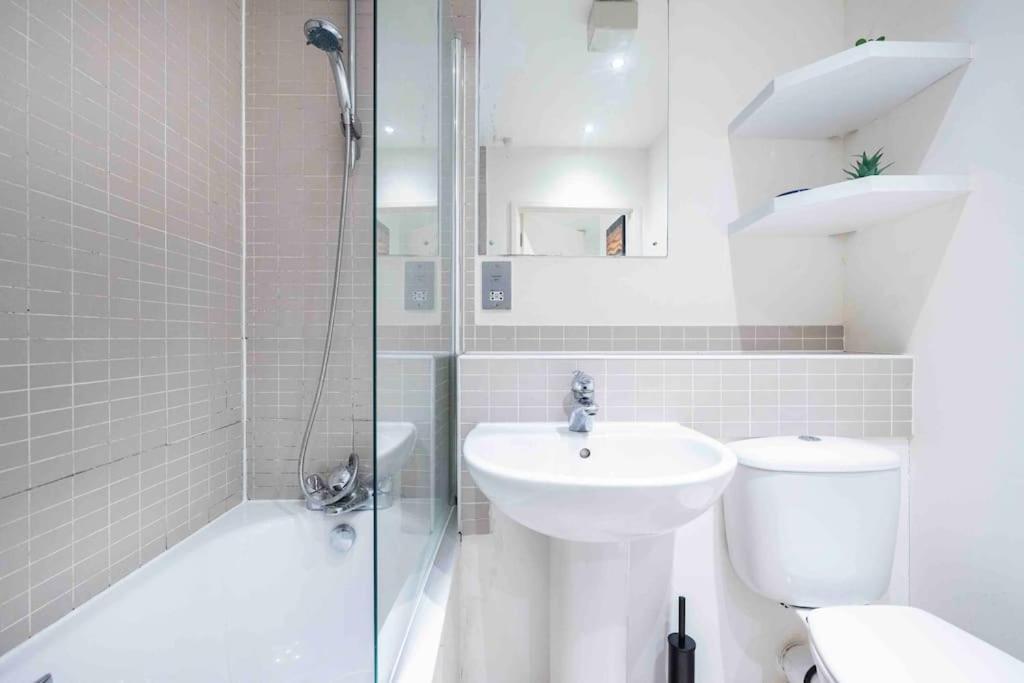 Stylish 1 Bedroom Near Shoreditch - 10 Min Walk * Londres