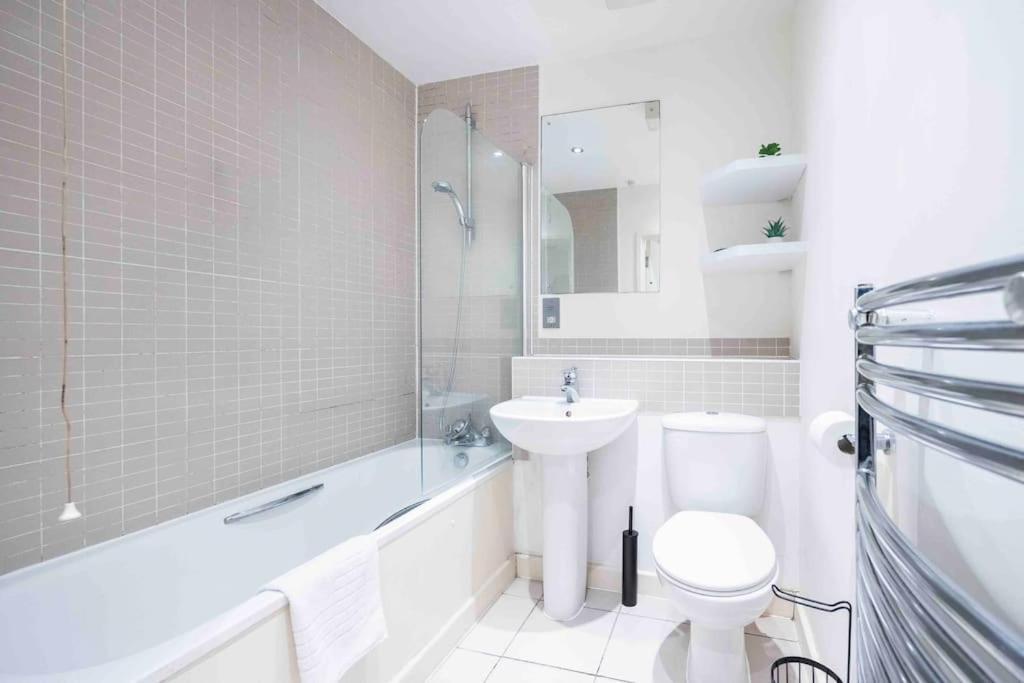 Stylish 1 Bedroom Near Shoreditch - 10 Min Walk Apartamento Londres