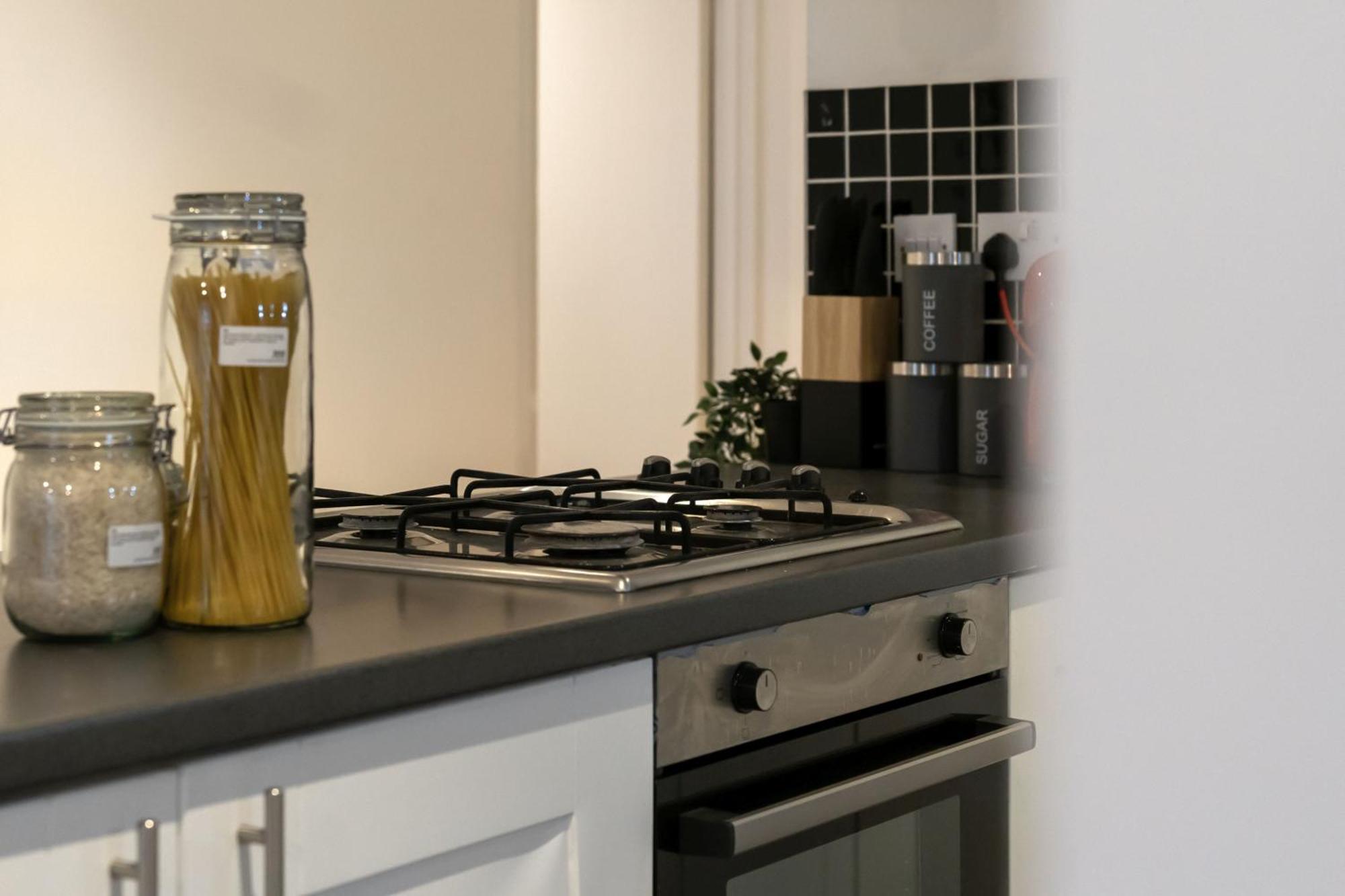 Livestay - Modern Two Bed In Stratford