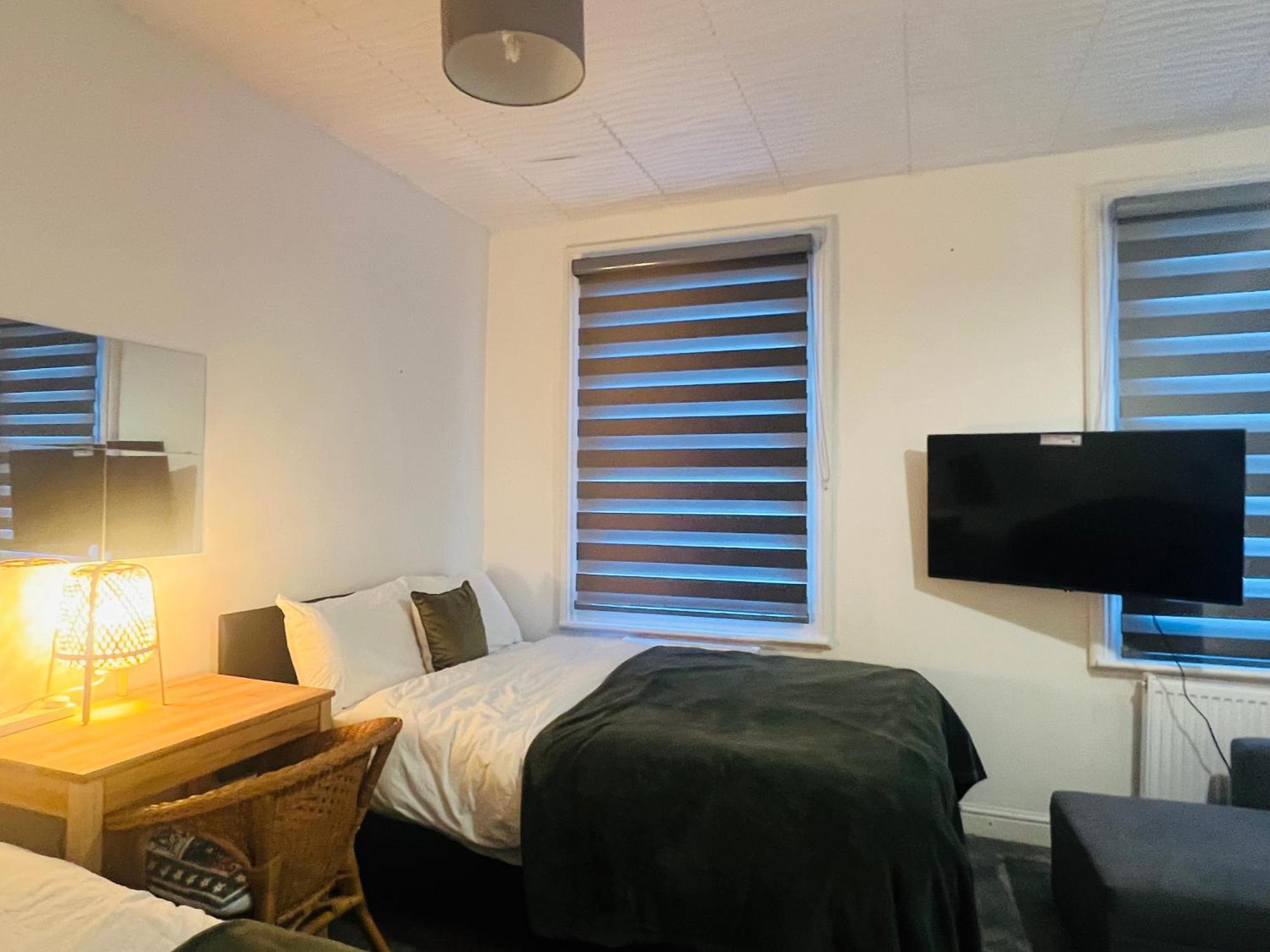 Harry Potter 9 3/4 Flat Apartment *