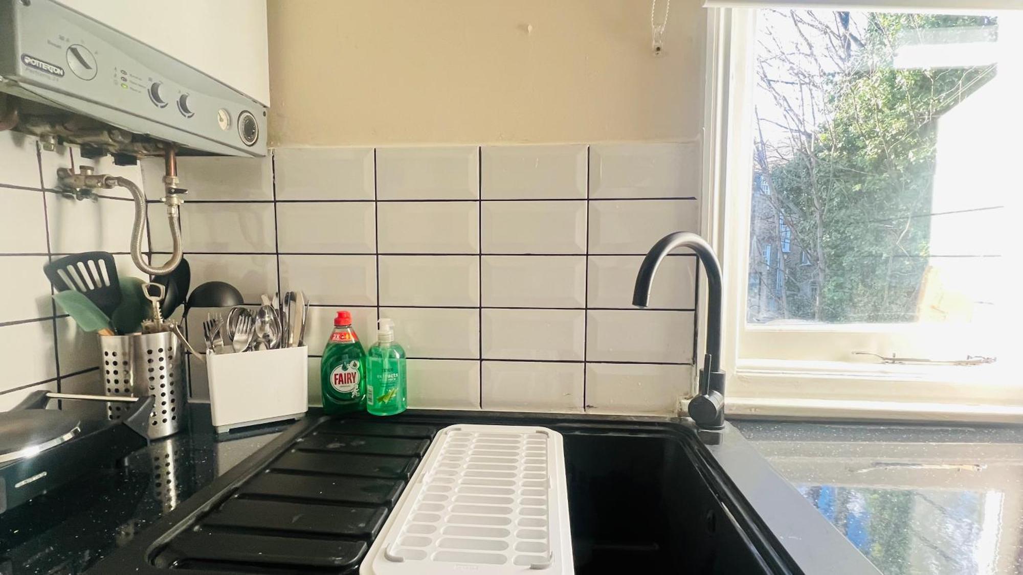Harry Potter 9 3/4 Flat Apartment London