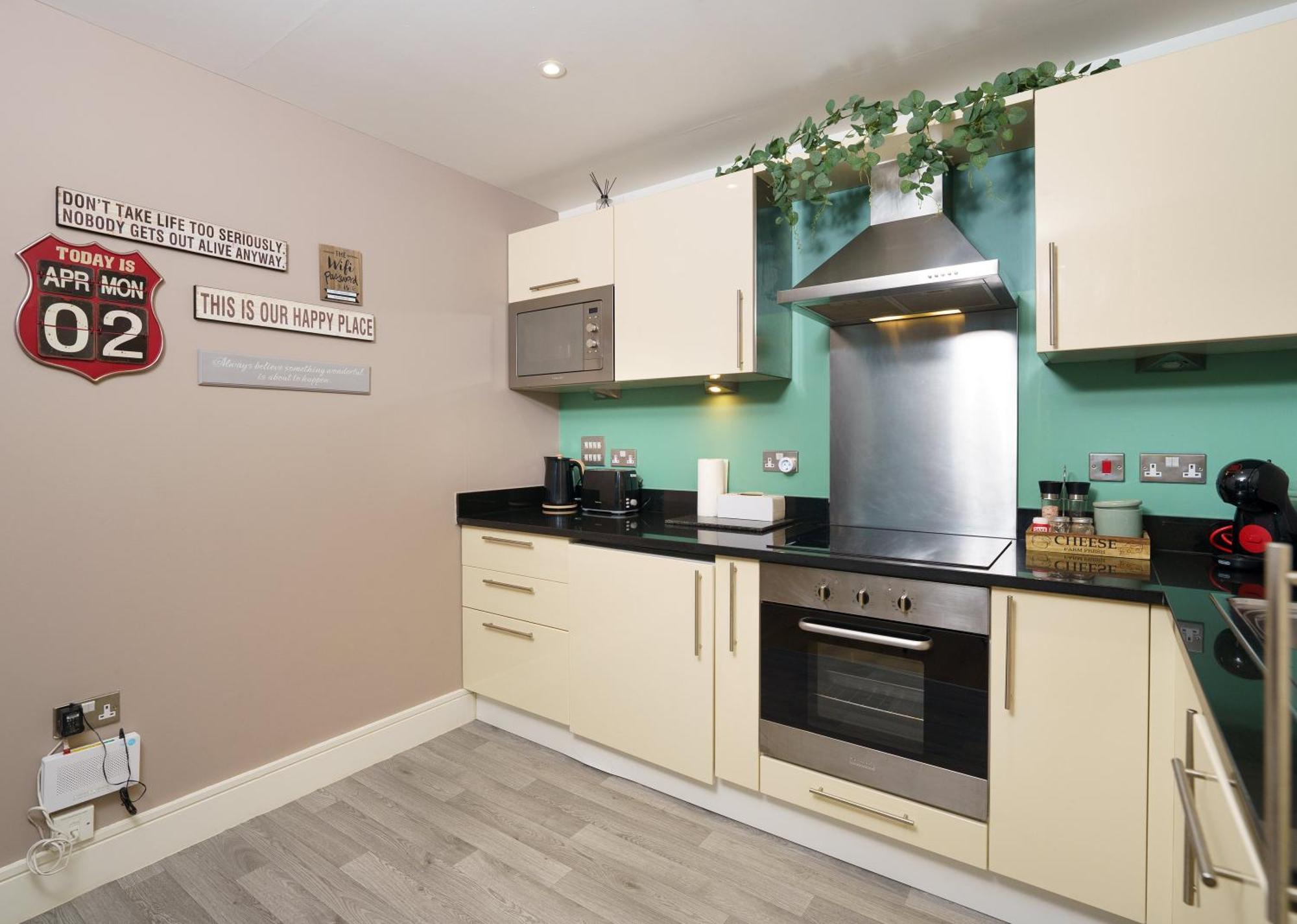 Apartment Cobalt Point, South Quay London