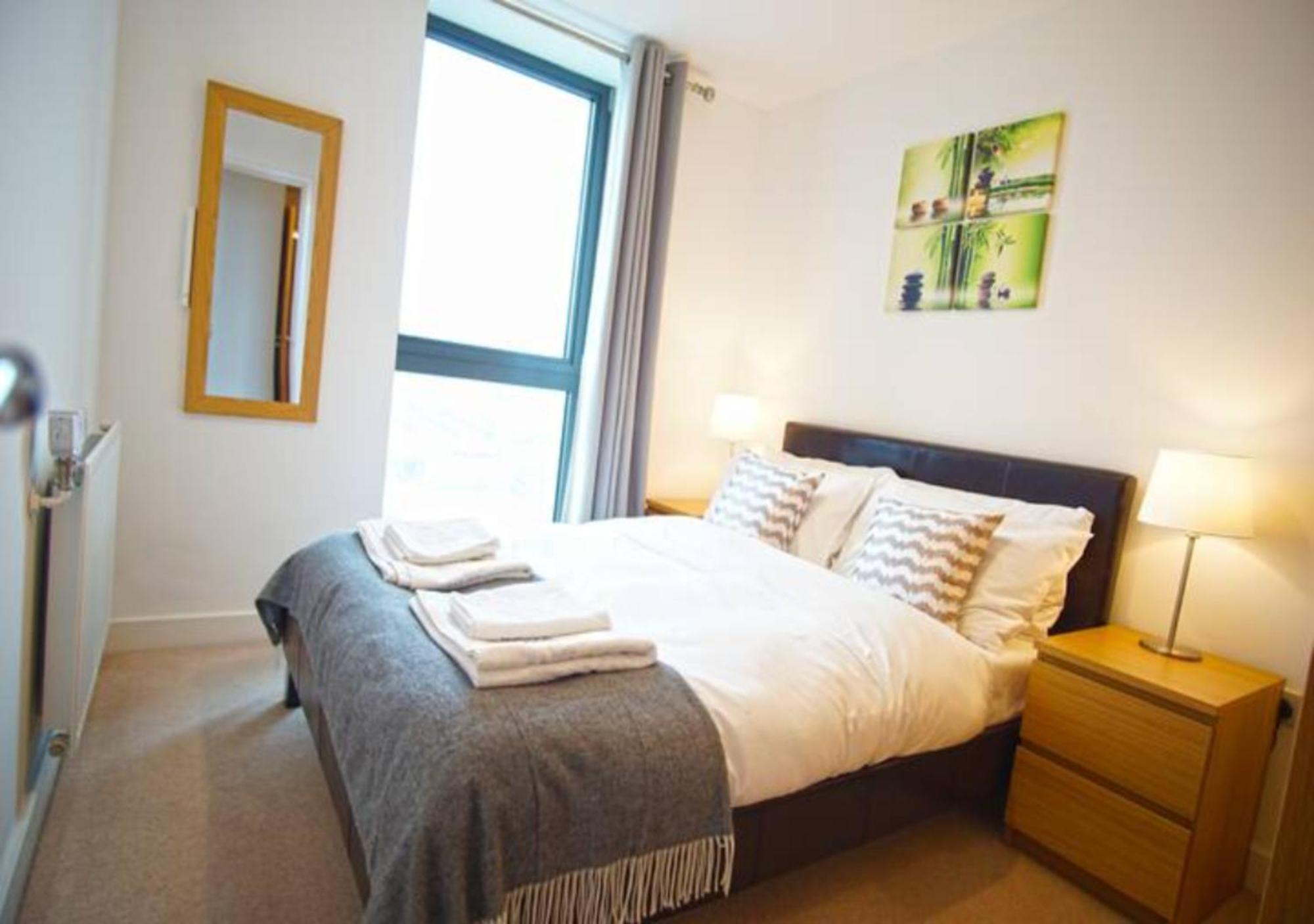 Apartment Deluxe Spacious 2Br Flat Near Excel London And O2 Arena *