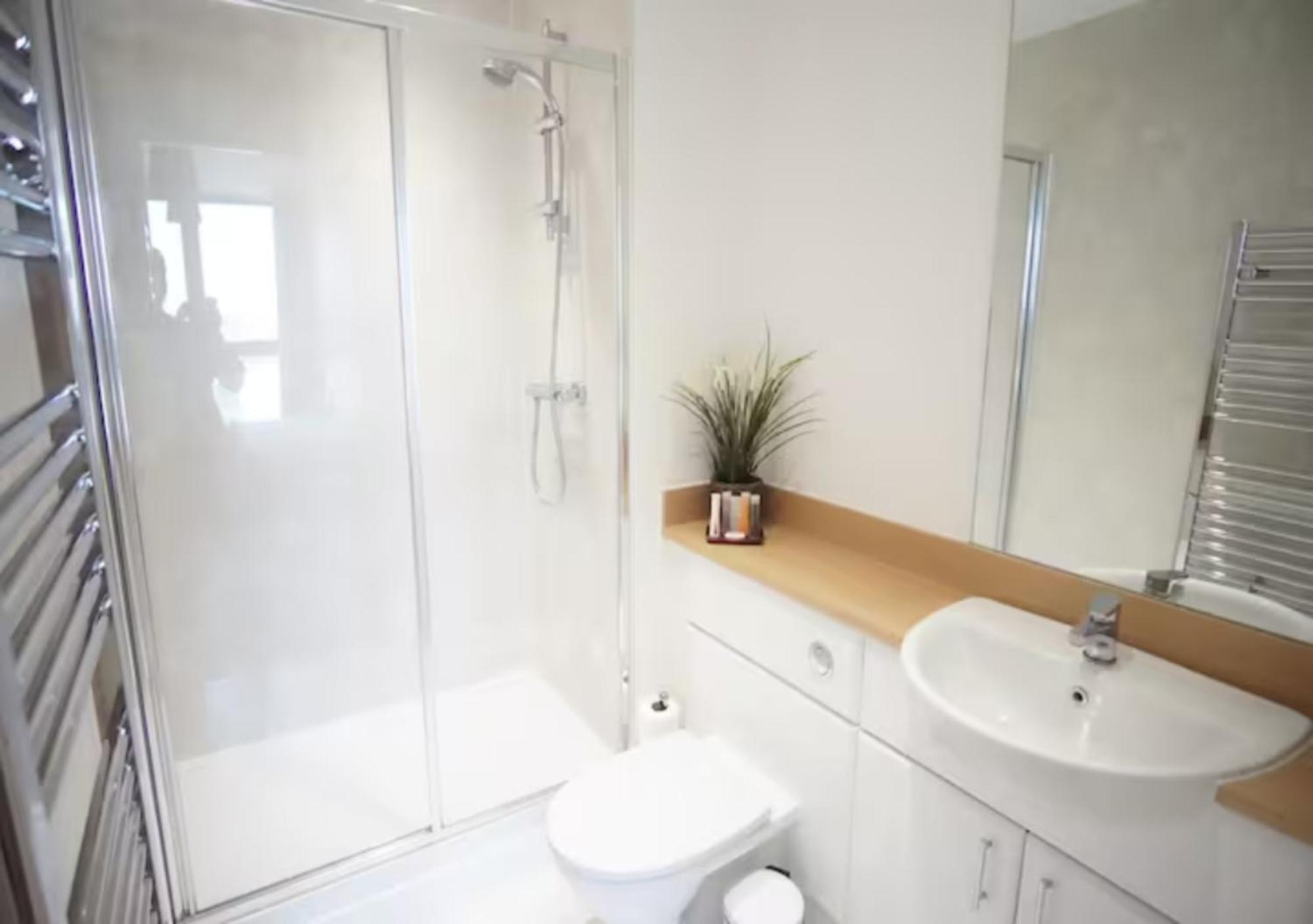 Apartment Deluxe Spacious 2Br Flat Near Excel London And O2 Arena London