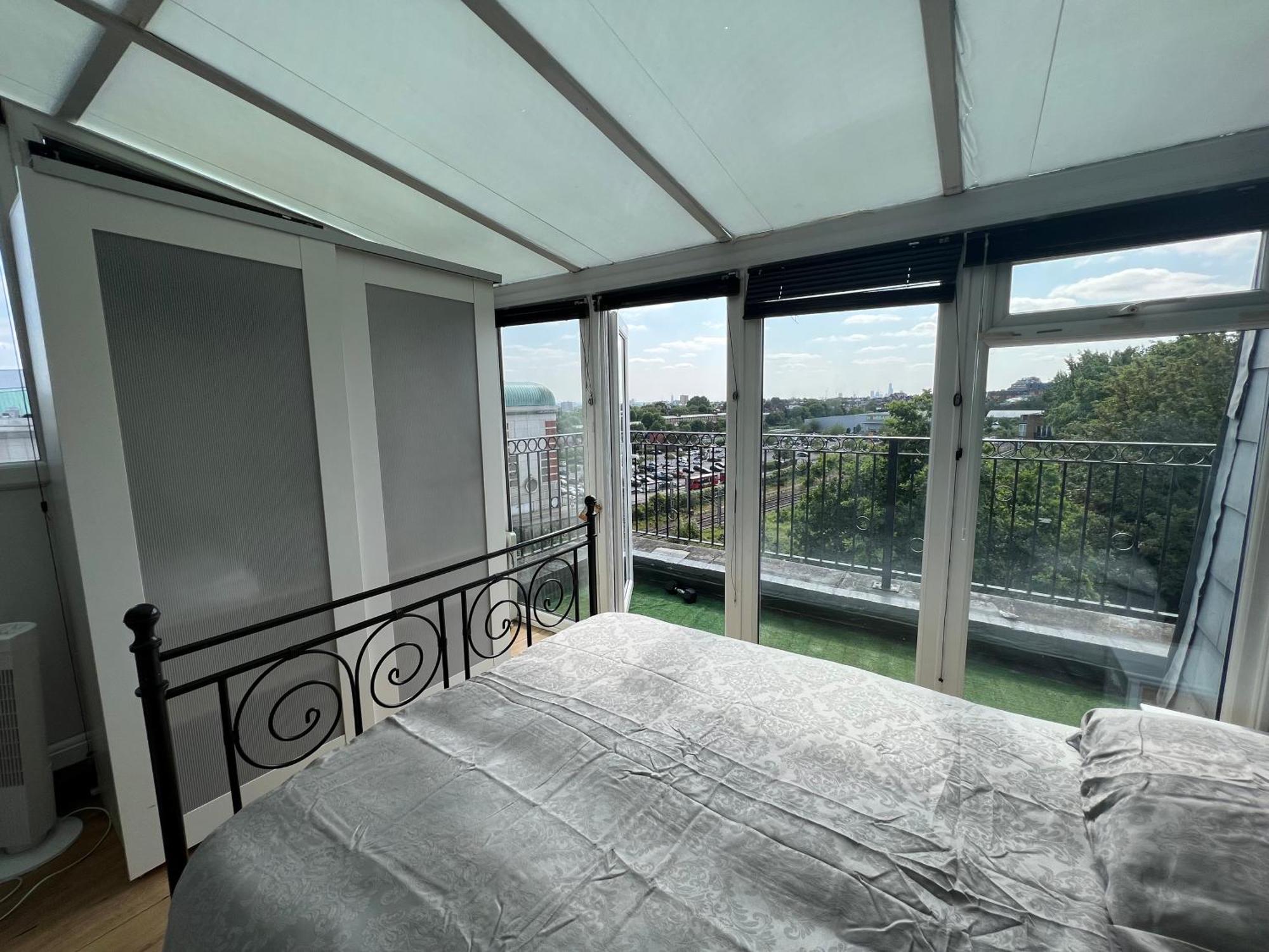 Apartamento Comfy 2 Bedroom - Finchley Road, Londres