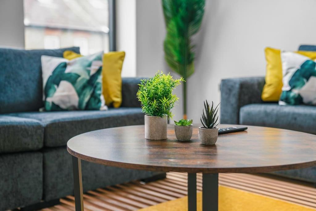 Apartment Tottenham Retreat: 4-bed Family Haven With Games & Parking
