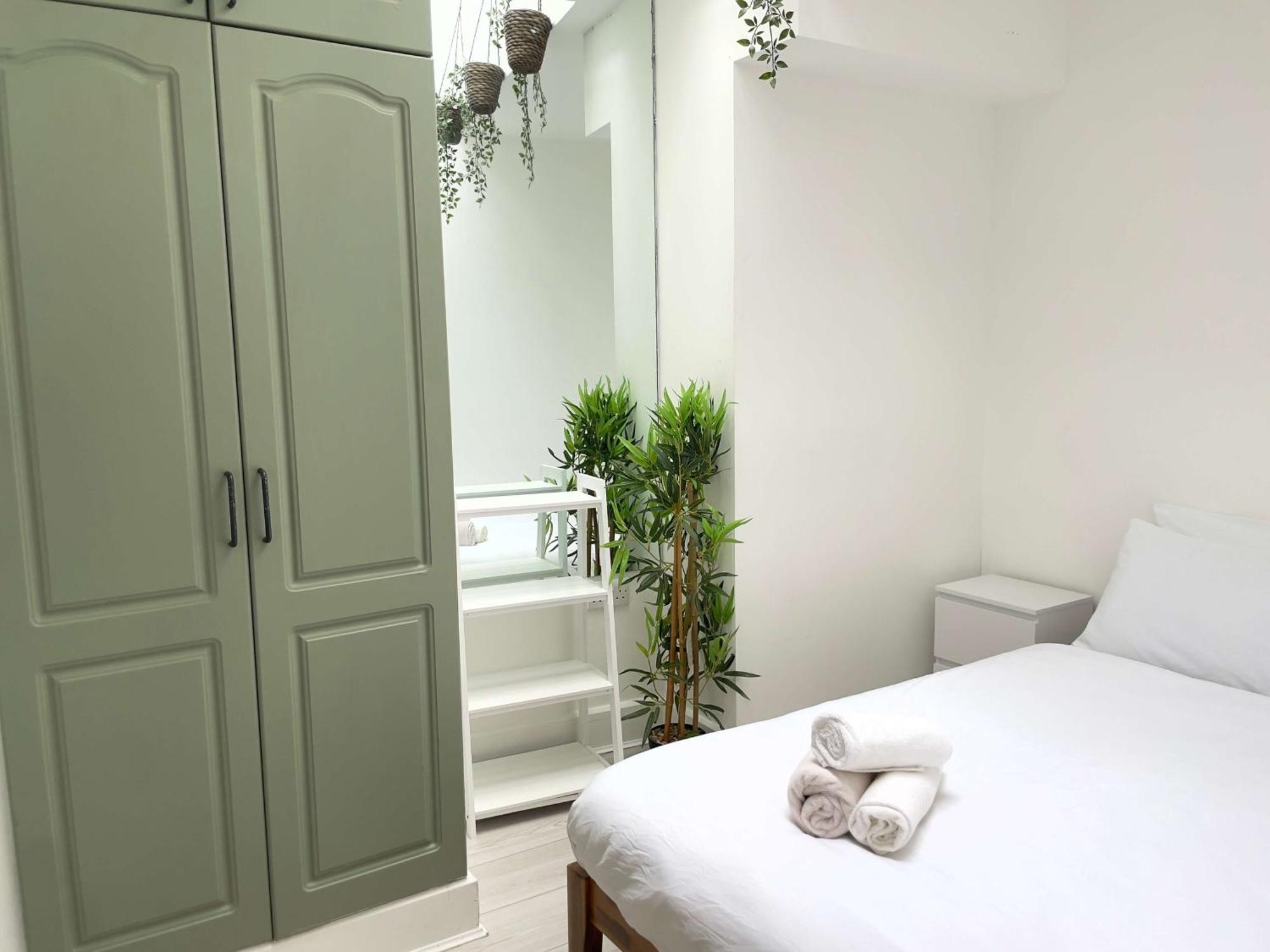 Apartment Bright And Beautiful 2bdr Flat *