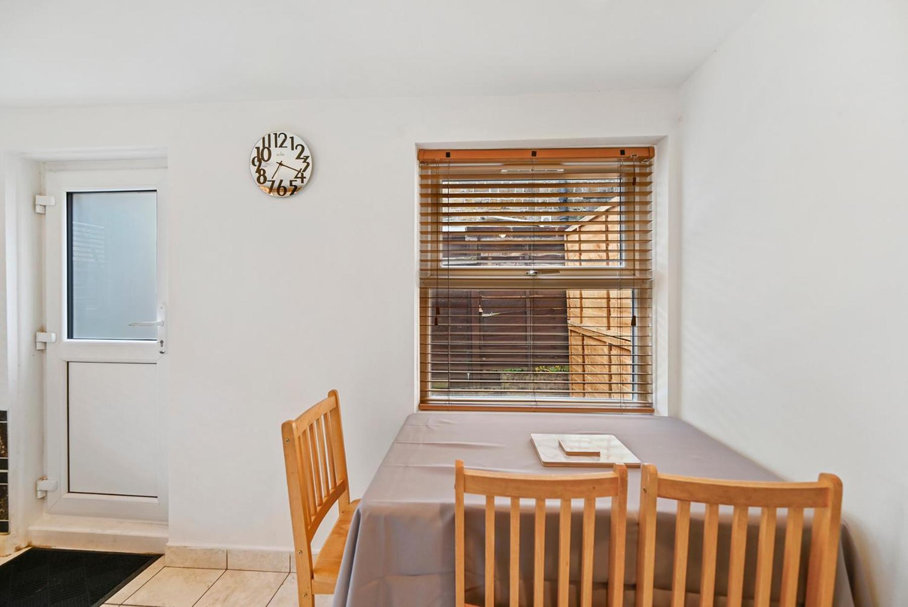 Cosy Urban Oasis 2 Bedroom Flat In Tottenham *