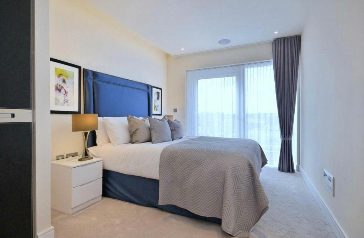 Séjour chez l'habitant In Luxury Modern With Pool, Gym & Access Londres