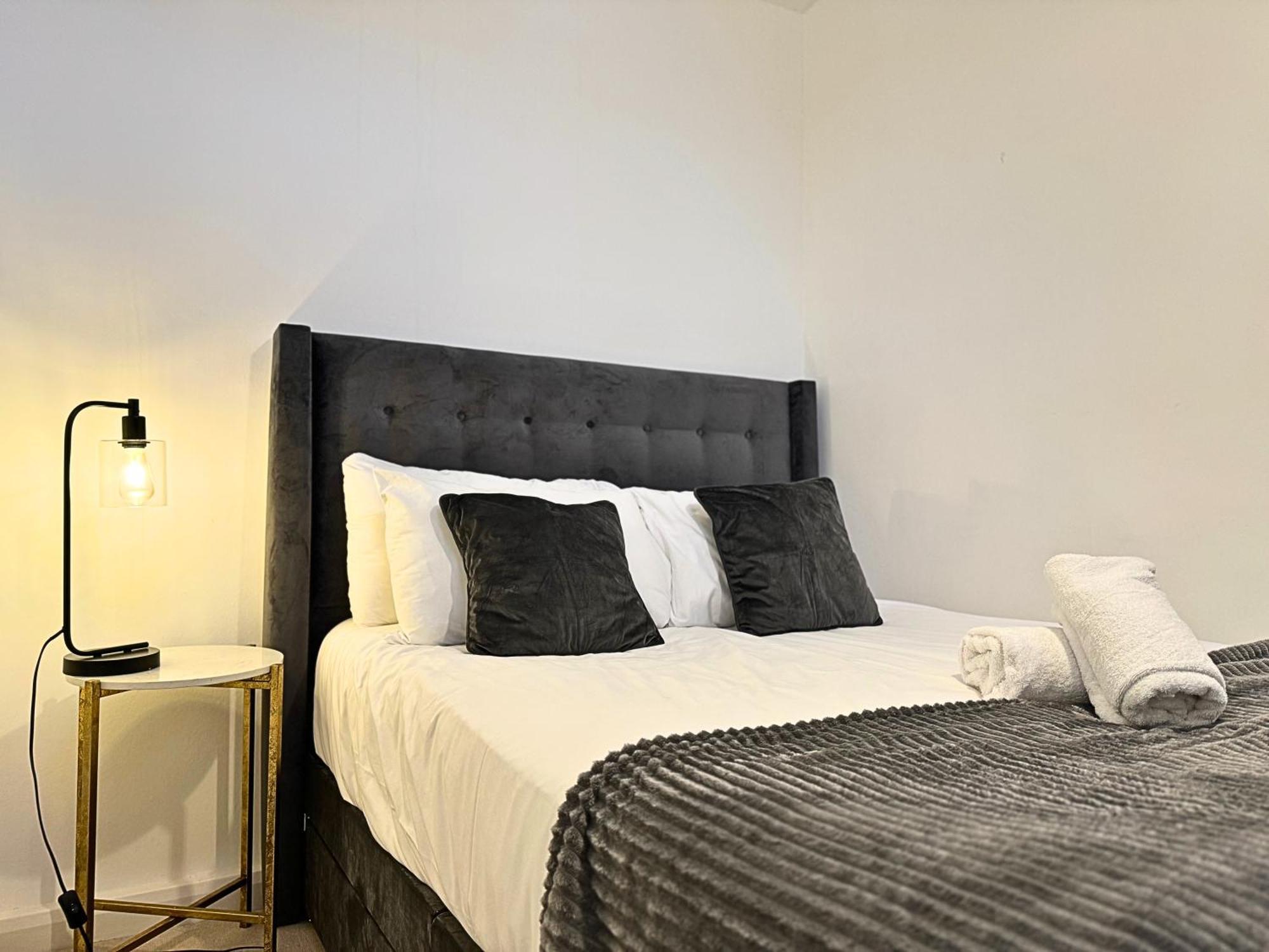 The Heart Of Kensington Mews - 3 Bedrooms House-private Entrance-hyde Park Walk Away-green Park 9 Minutes Underground- The Of With Glamour Of Kensington Casa de Férias