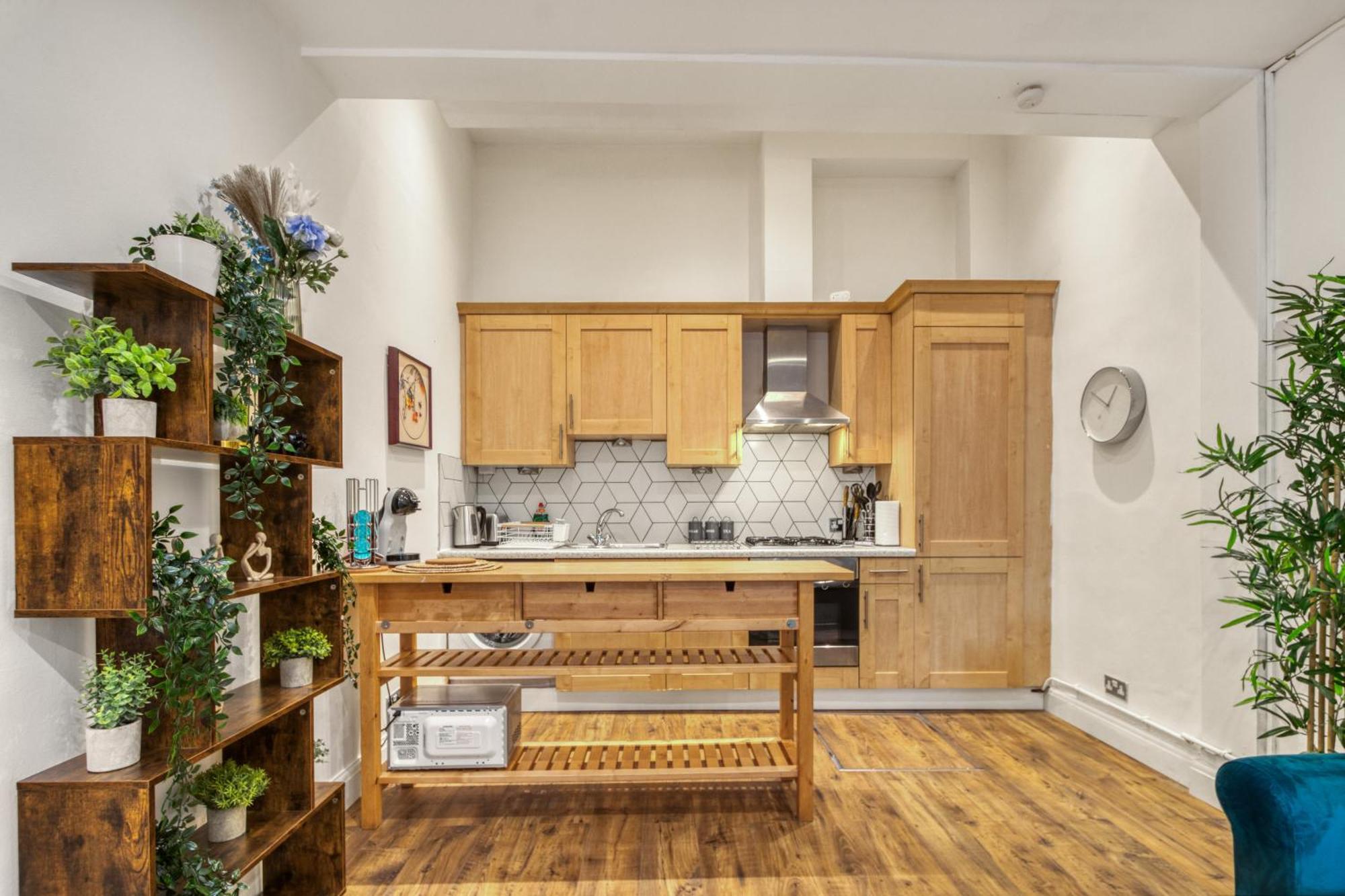 Vibrant 2-bed By Bow Appartement