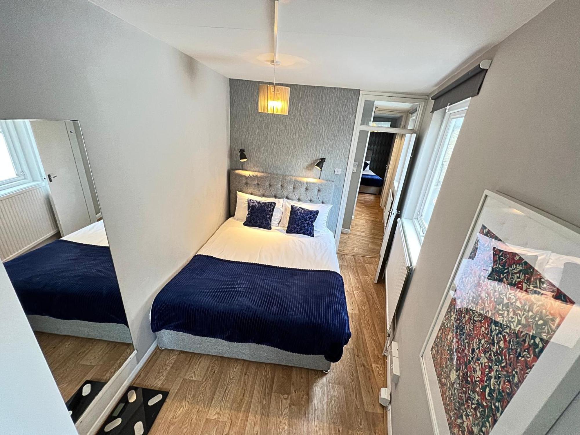 Kensington 2 Bedroom House-big Living Area And Kitchen-harrods-national History Museum-hyde Park-near 2 Underground Lines Vakantiehuis