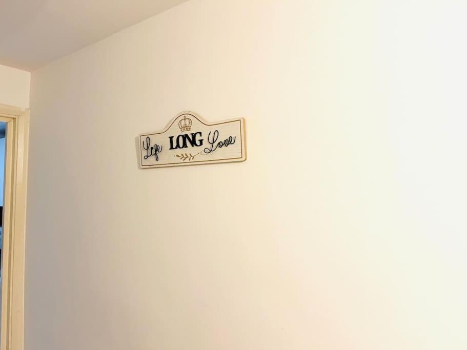 Appartement Excellent Two Bedroom Flat In *