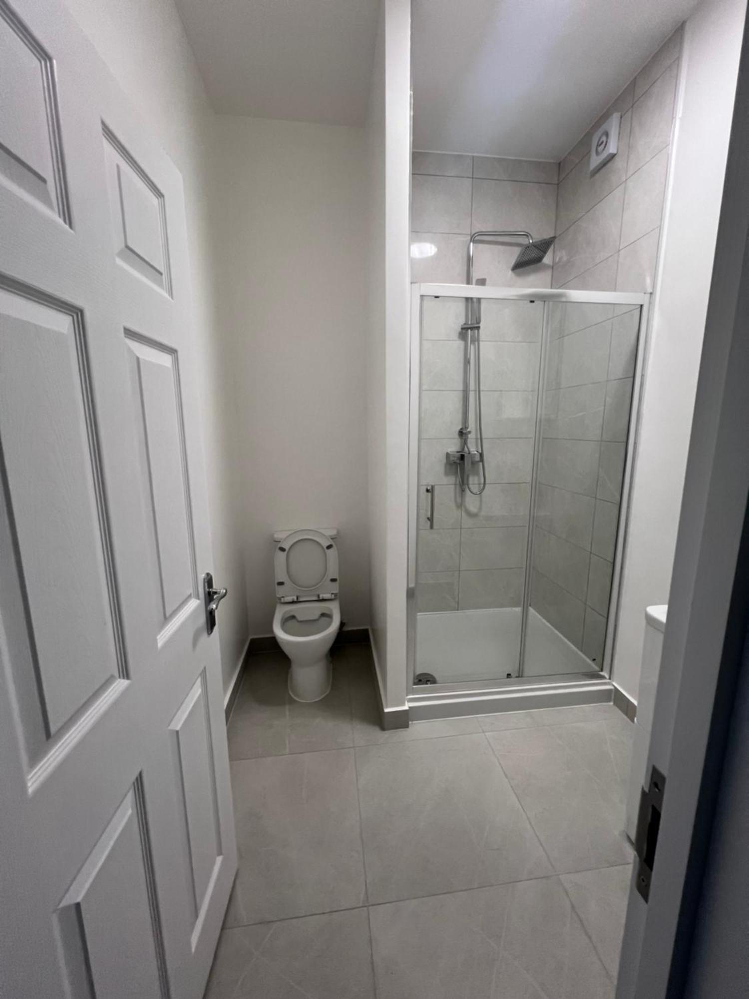 London Rooms *