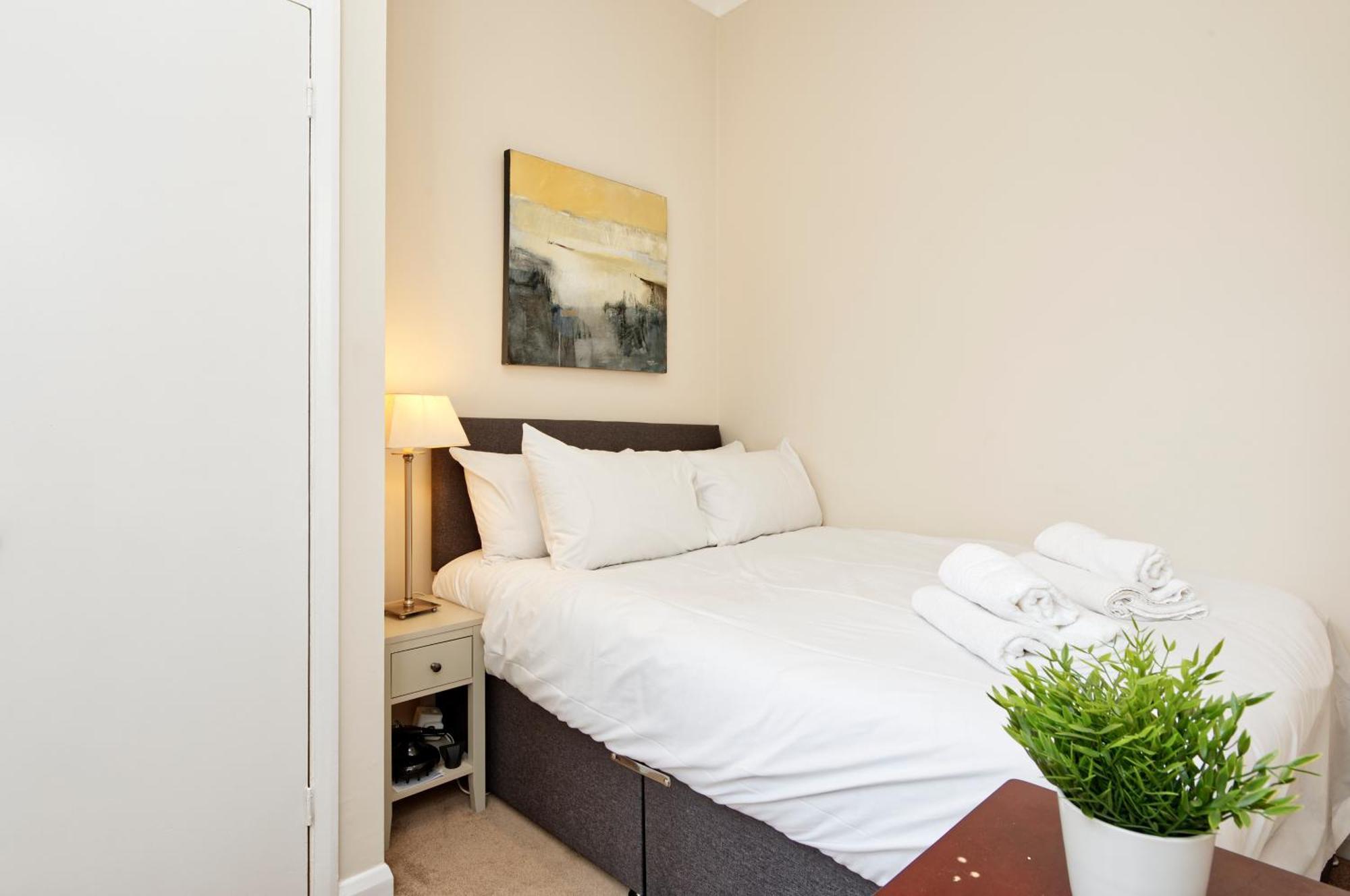 Elegant Earl's Court Flat By Underthedoormat Appartement *