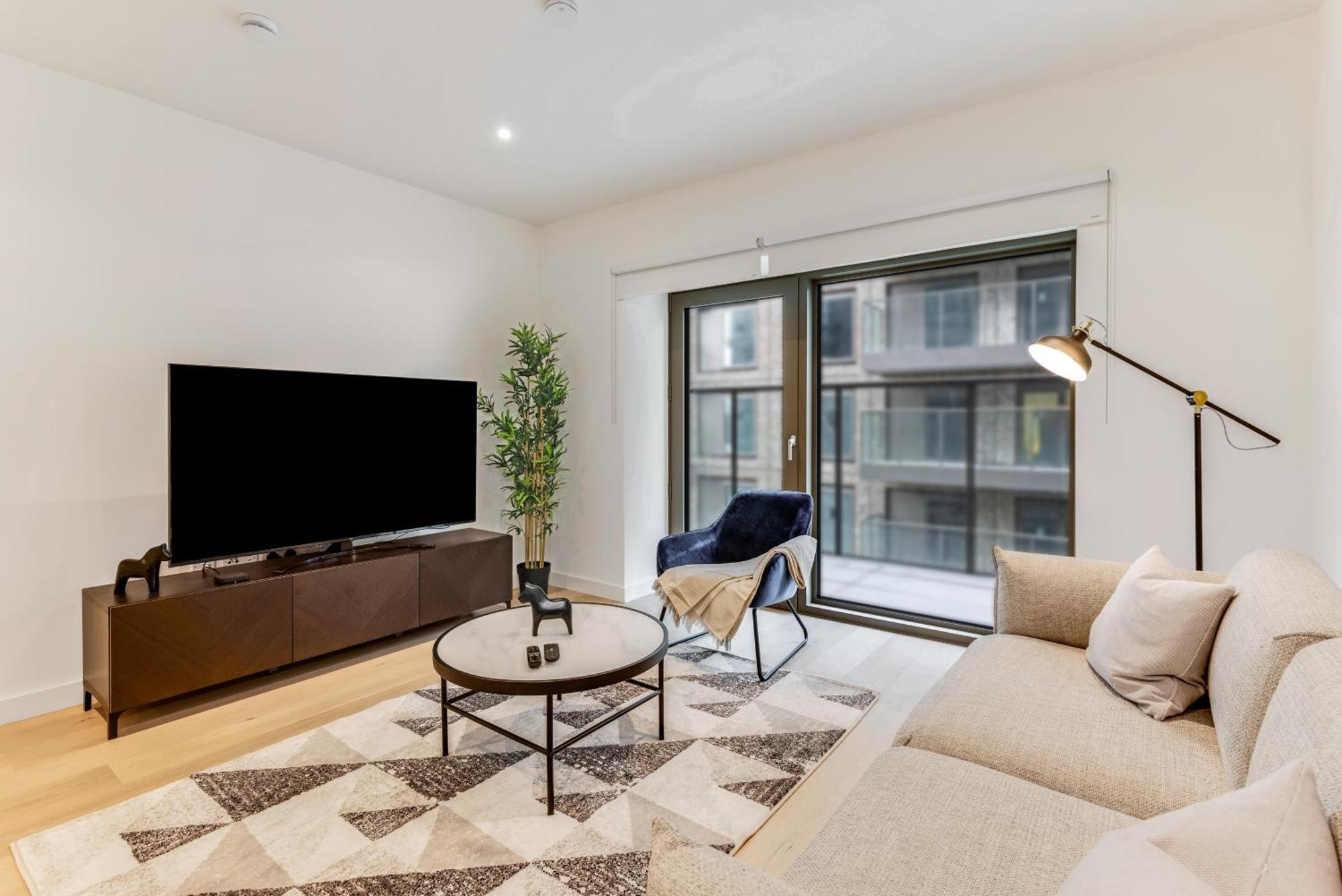 Khayat Homes - The Lord - One Bed Luxury Apartamento
