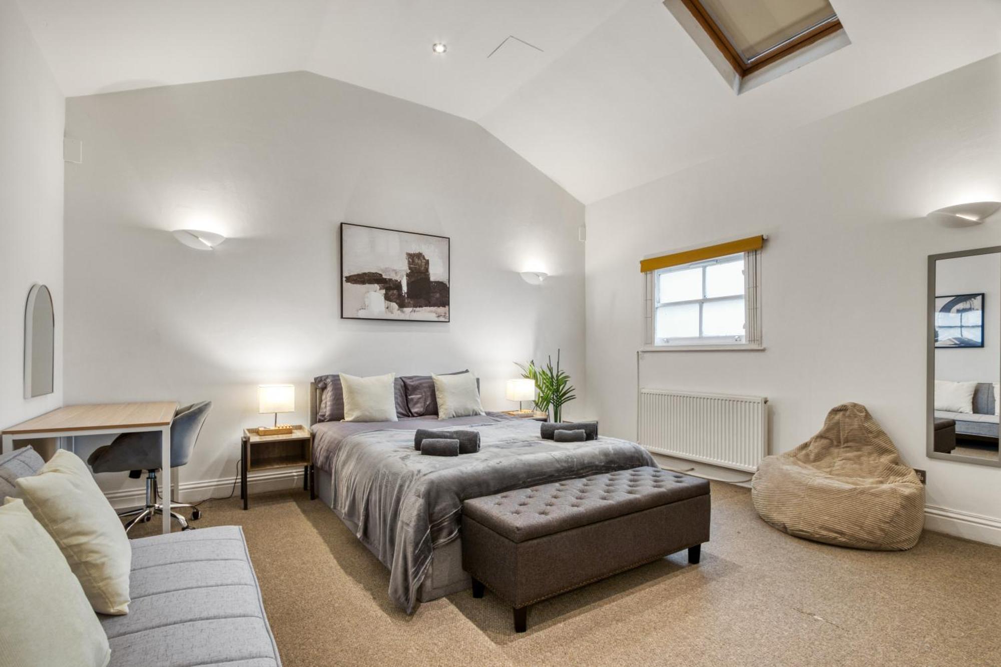 Vibrant 2-bed By Bow Londres