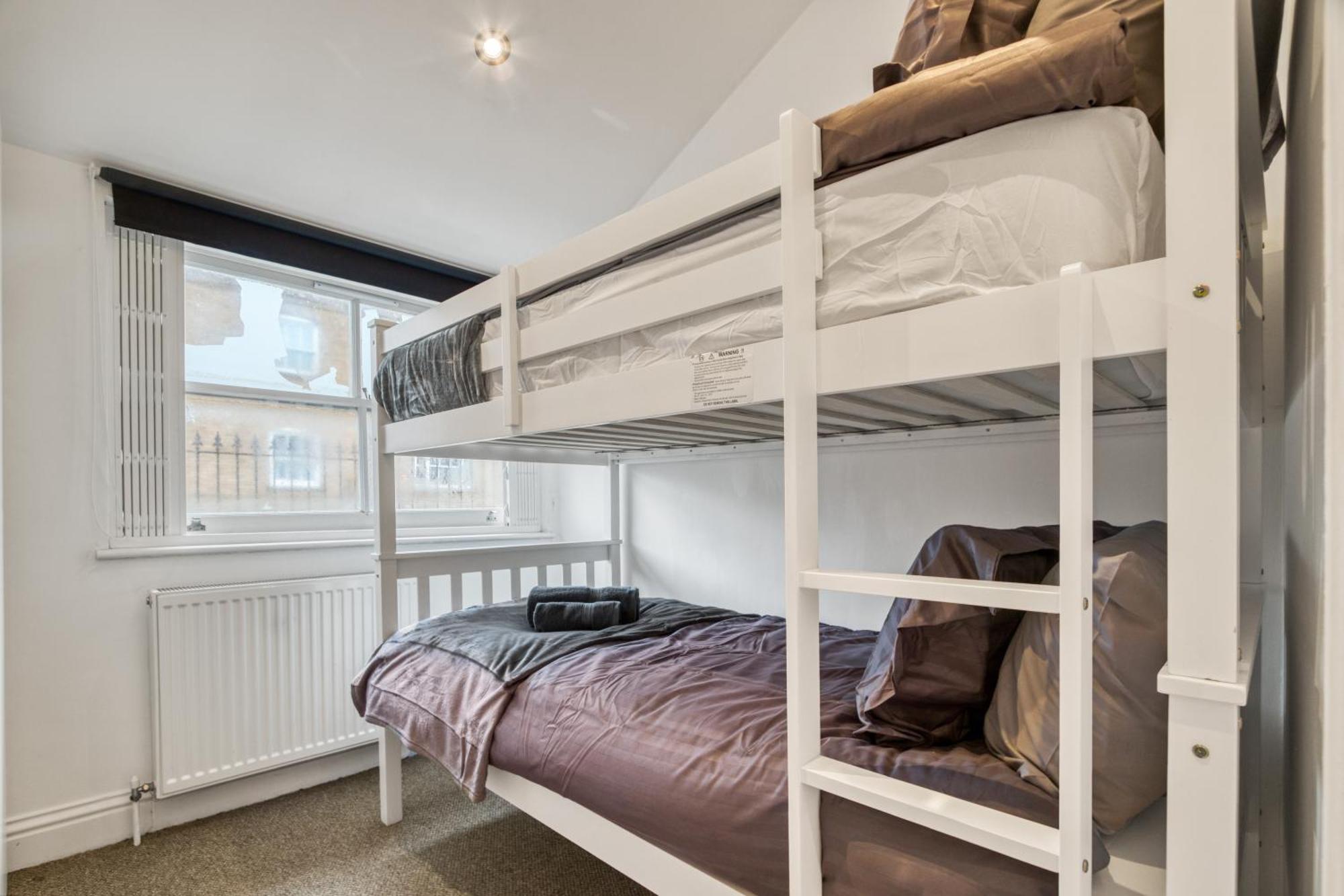 Vibrant 2-bed By Bow Apartamento Londres