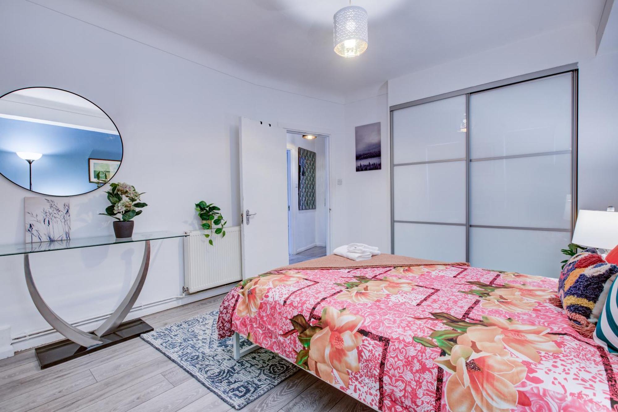 Lovely 2- Bedroom In Apartamento *
