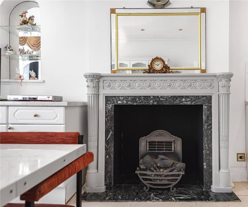 Large 5 Bedroom House In Finchley Apartamento Londres