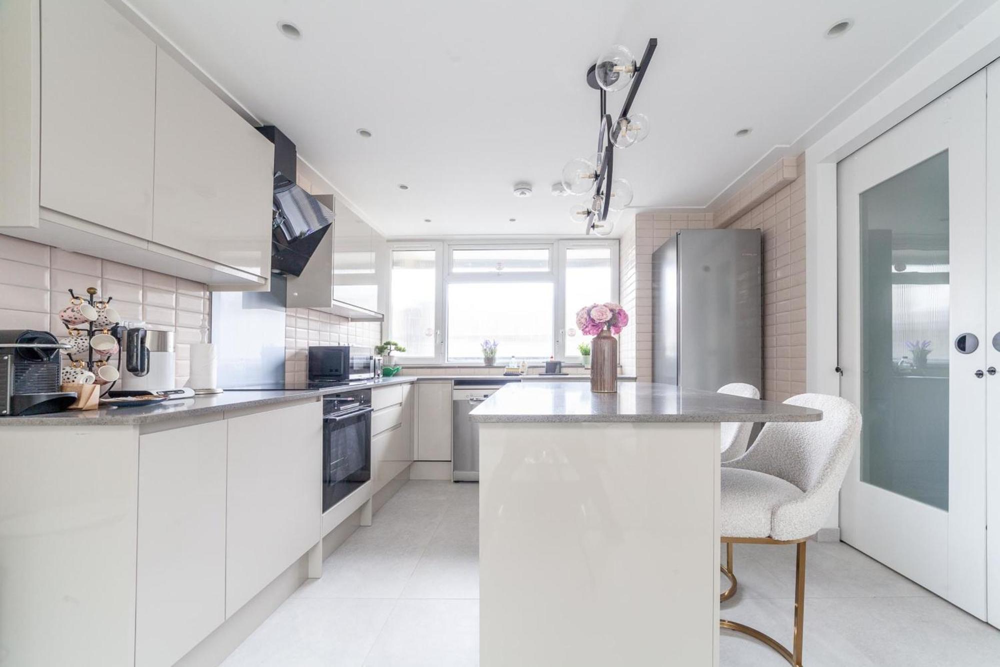 Excellent 3-bed Flat In Elephant & Castle Apartamento Londres