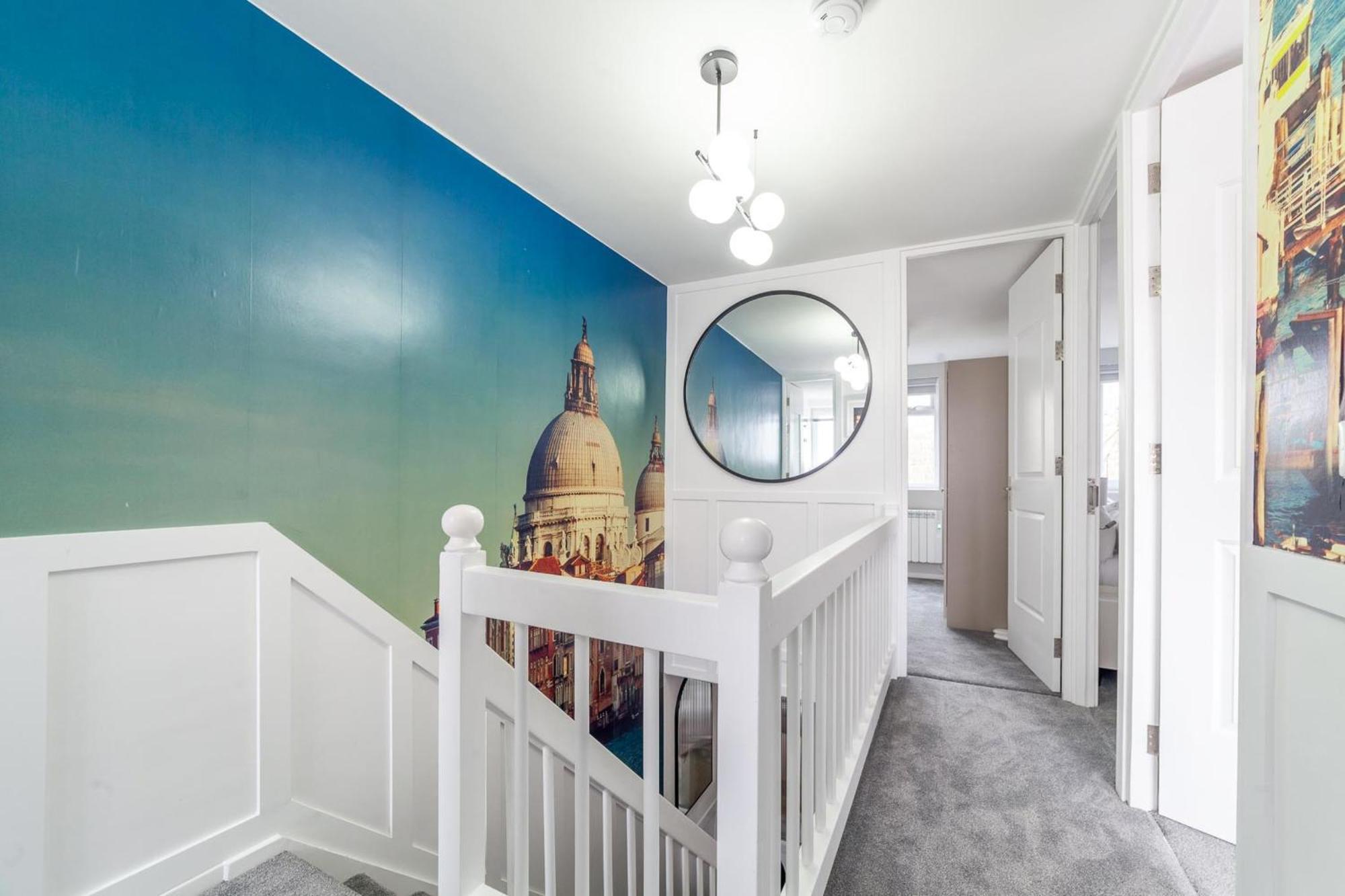 Excellent 3-bed Flat In Elephant & Castle * Londres
