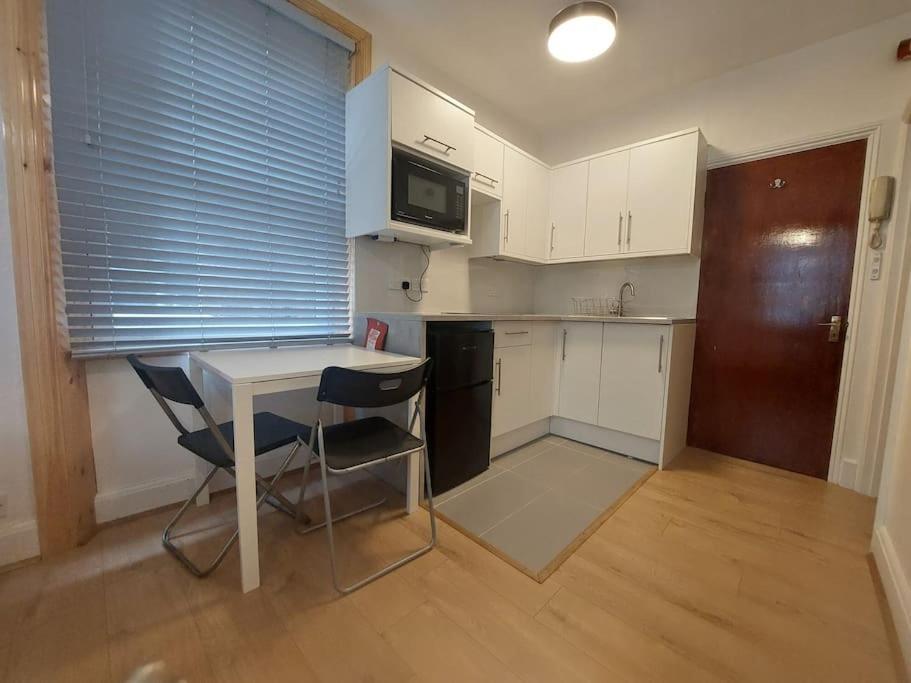Newly Refurbished Apartamento Londres