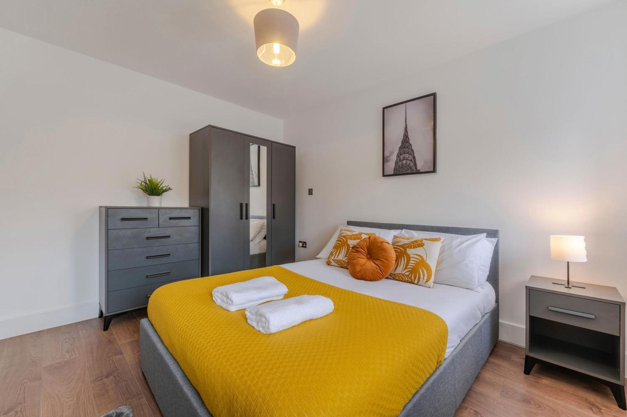 The Perfect London, With 2 Bedrooms 1 Bath - Battersea, Vauxhall And Nine Elms