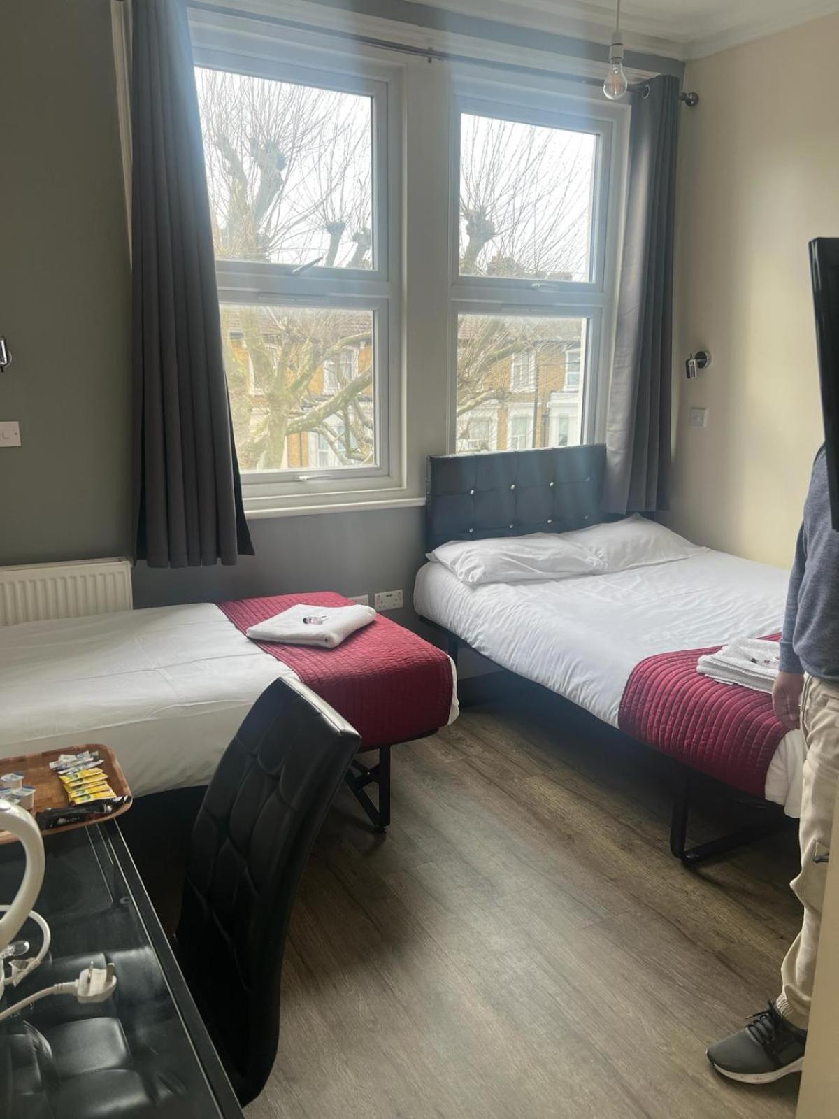 Hotel Saba And London