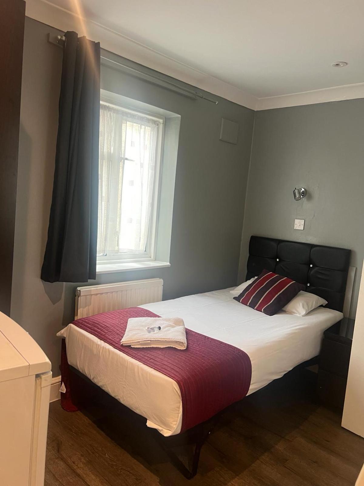 Saba And Hotel London