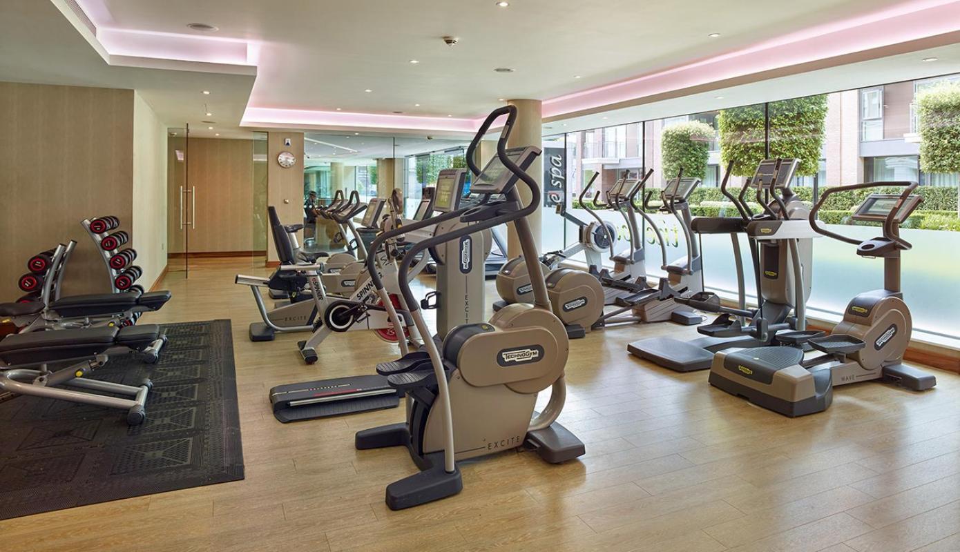 In Luxury Modern With Pool, Gym & Access * Londres