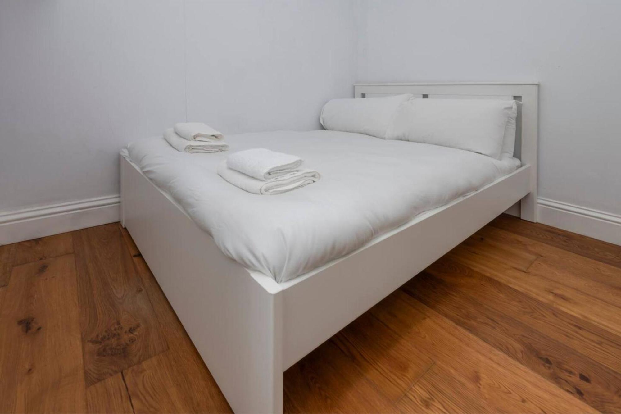 Ground Floor - Private Garden * Londres