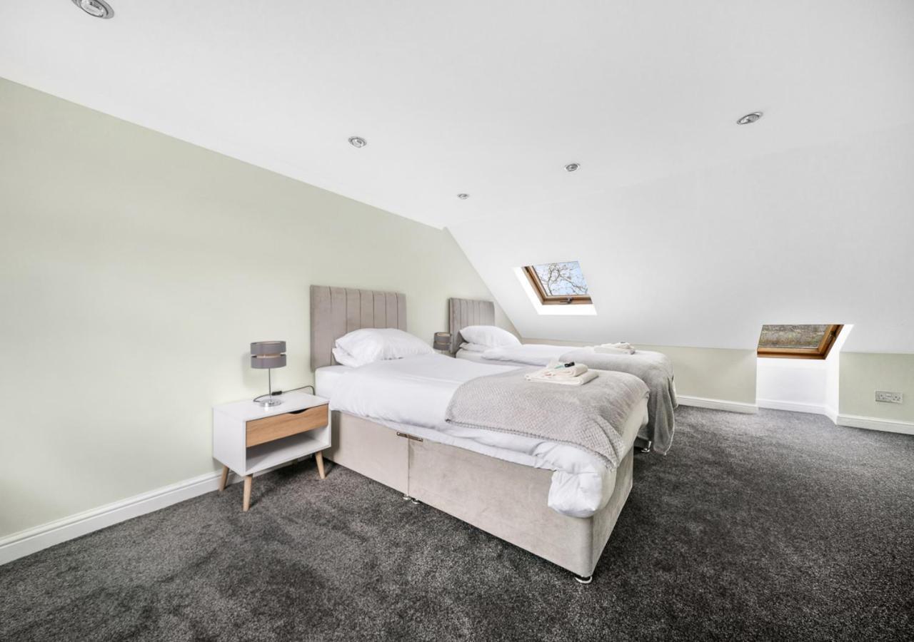 Apartment Uksas Two Bed Flat Park Front