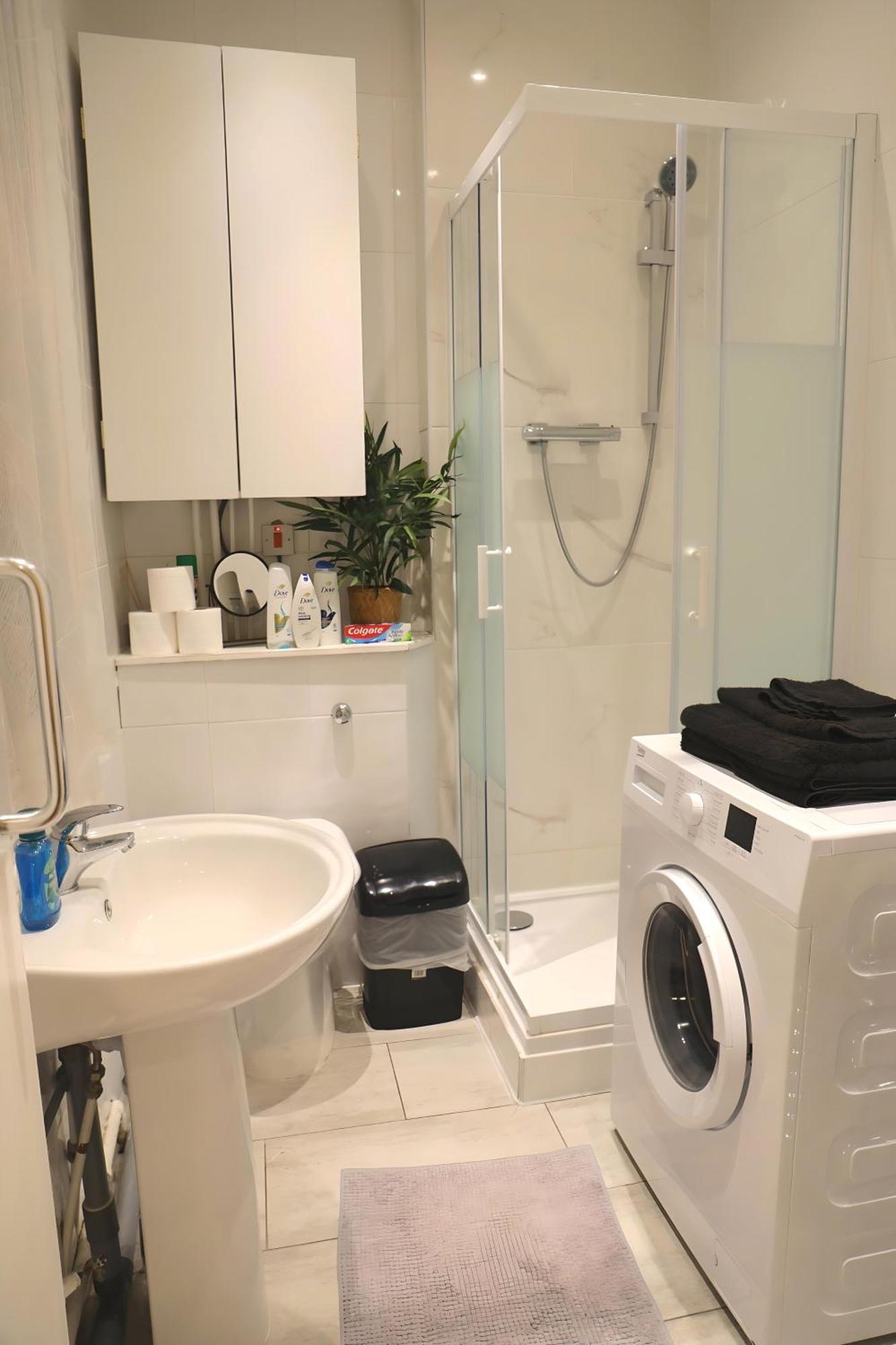 Apartment Central Chinatown 1 Bedroom 1 Bathroom Flat