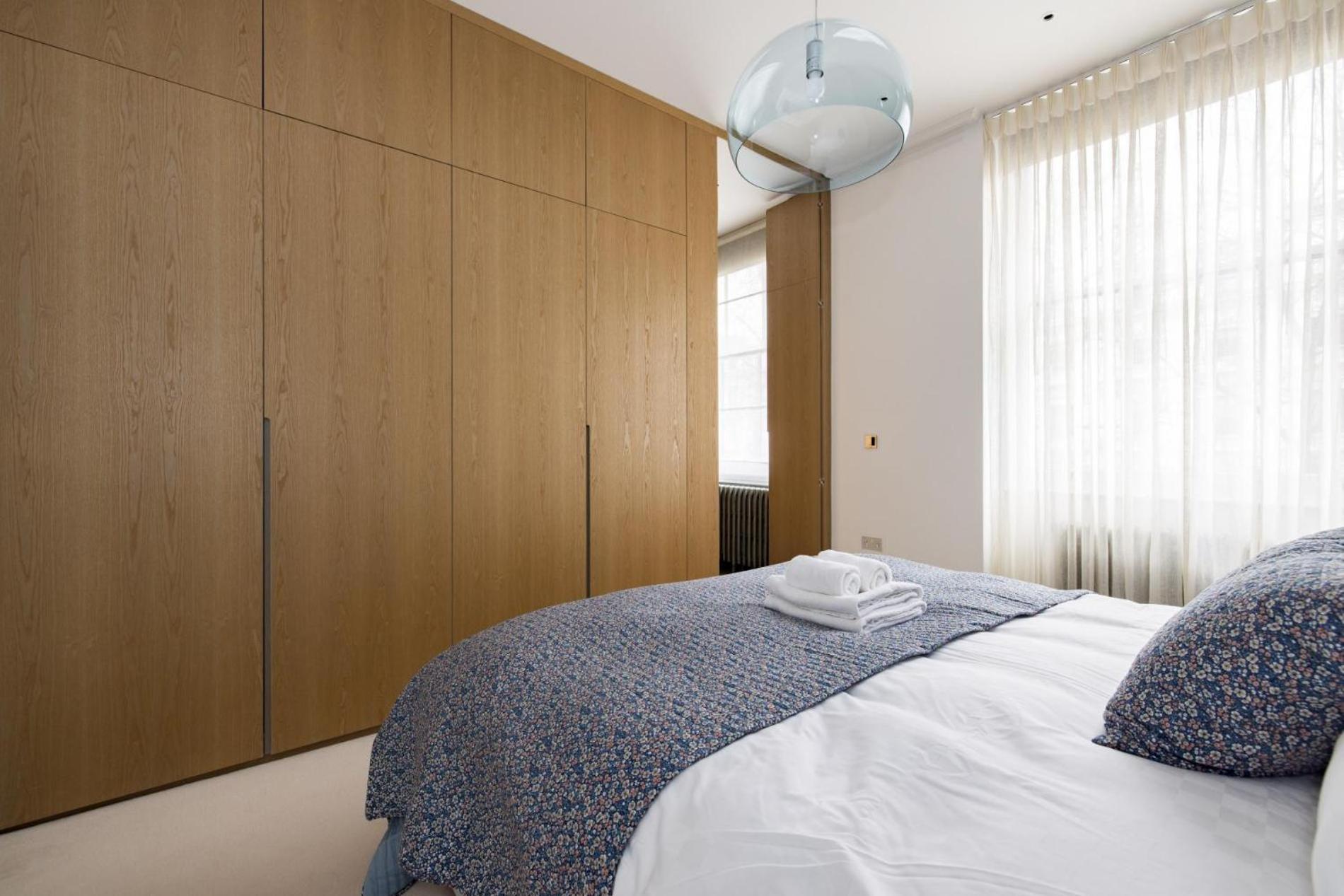 The Tree House 2 Bedroom By Hyde Park London