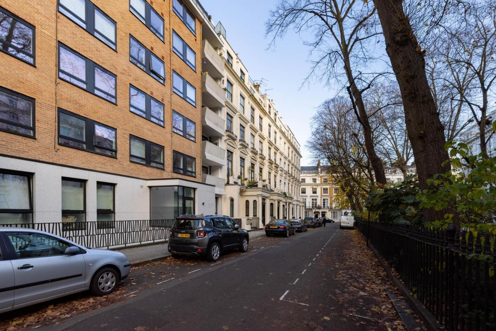 The Tree House 2 Bedroom By Hyde Park Apartment