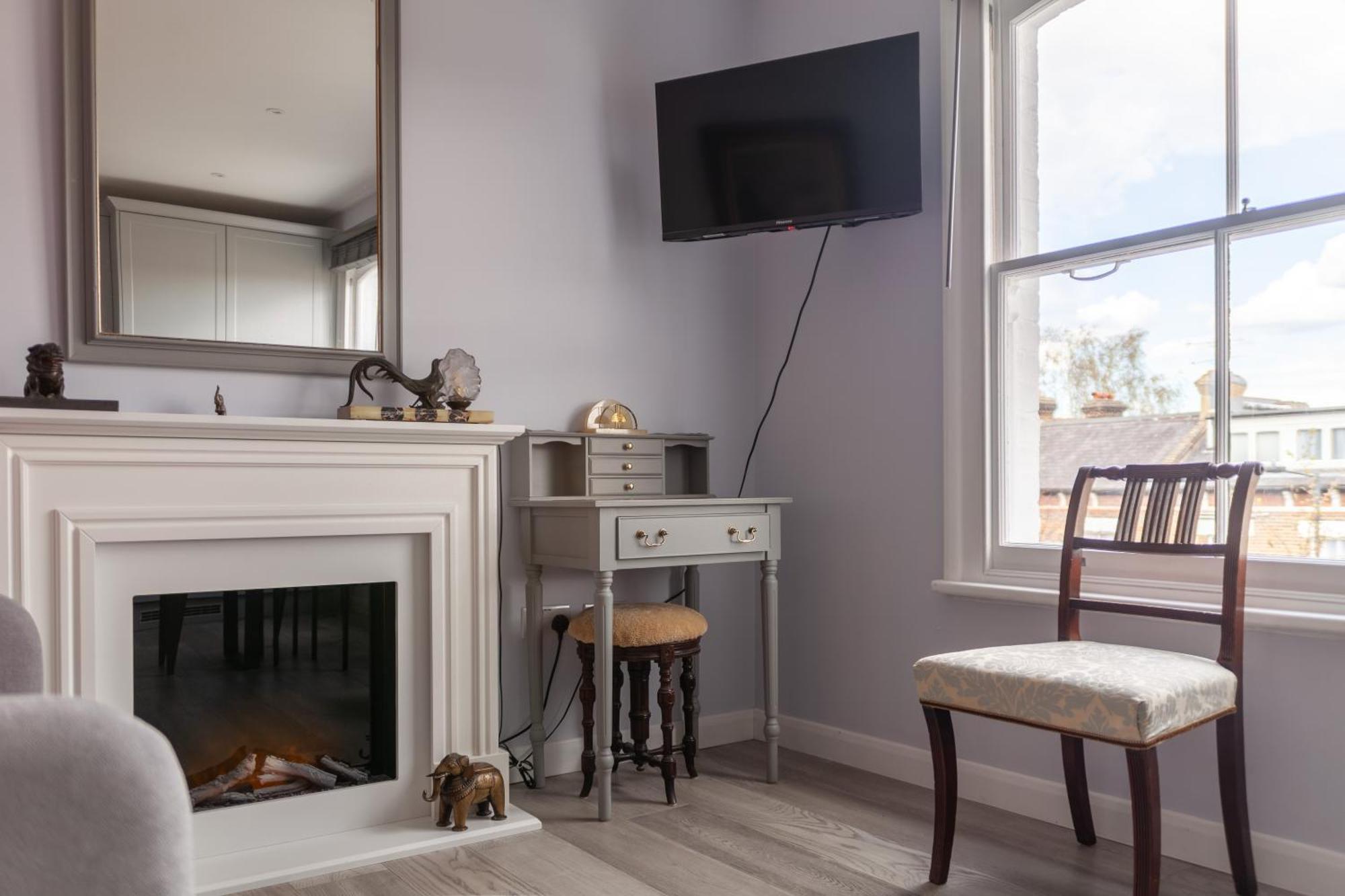 Charming New 1br Flat Wterrace, Shepherd's Bush Appartement