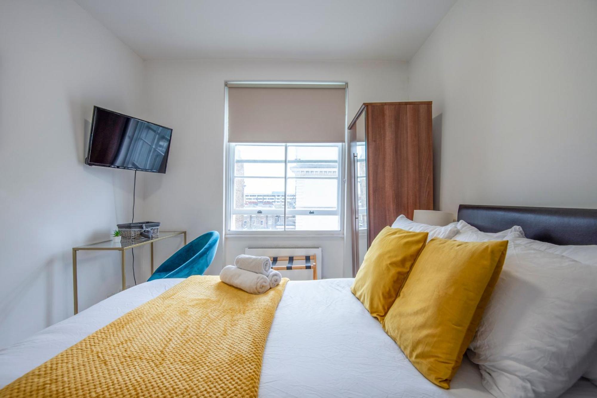 Double In Notting Hill, Private Minibar & Coffee *