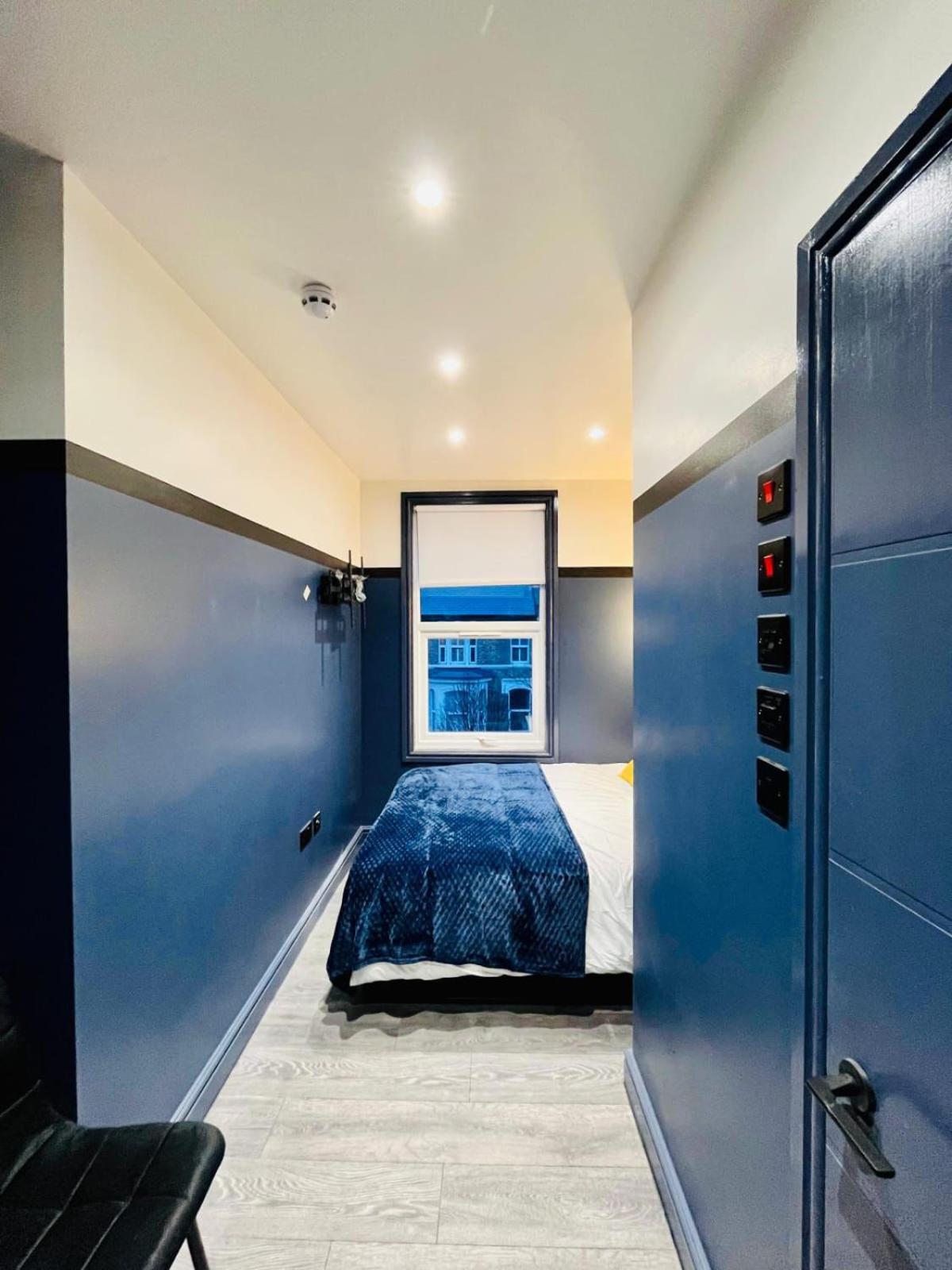 39 Blue House Luxury Ensuite Ideal For Tourists Casa de hóspedes Londres