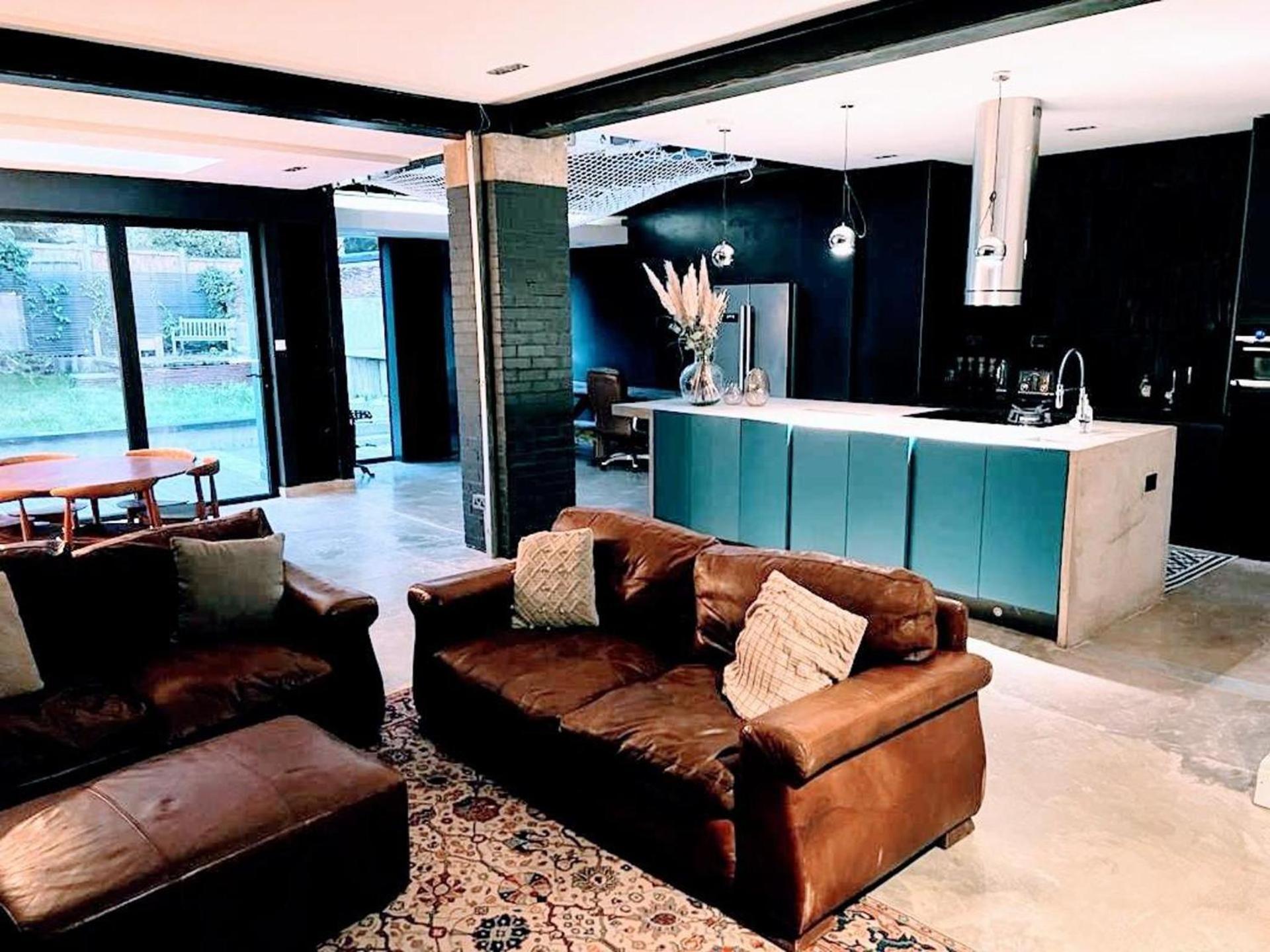 Remarkable 7-bed House In Hébergement de vacances