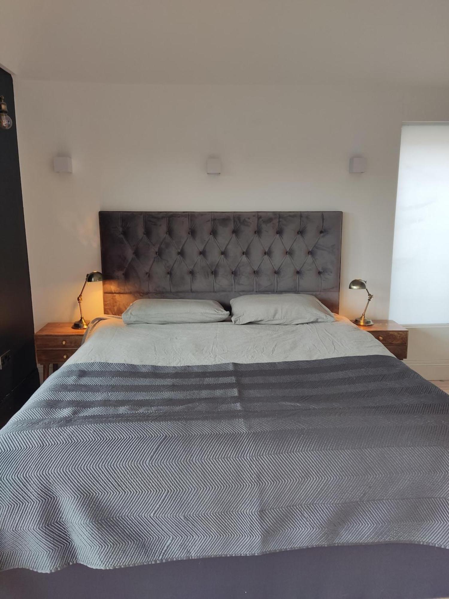 Remarkable 7-bed House In Vakantiehuis Londen