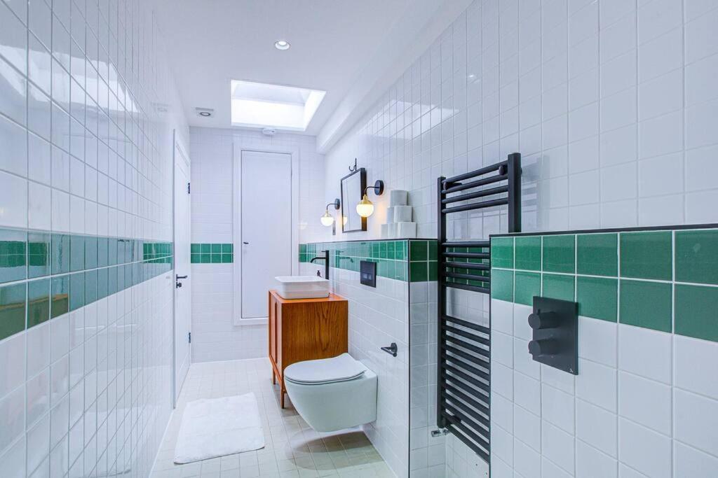 Bright And Airy 1br Unit Near Queen's Park Apartamento *
